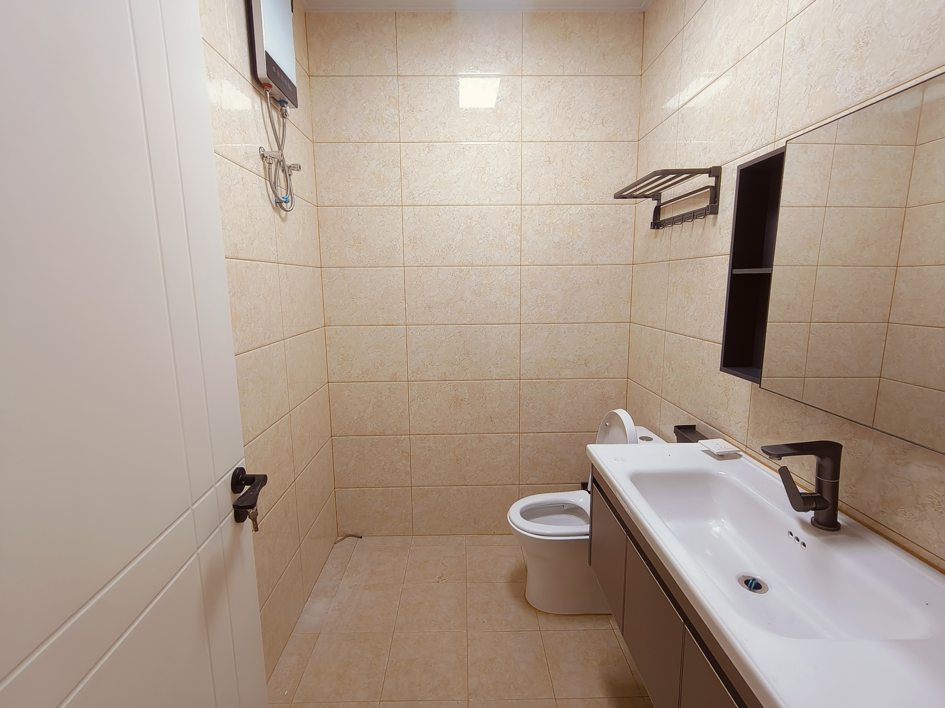 鲁能海蓝椰风 4室3厅5卫 9000.0元/月 鲁能海蓝椰风 4室3厅5卫 9000.0元/月室内图