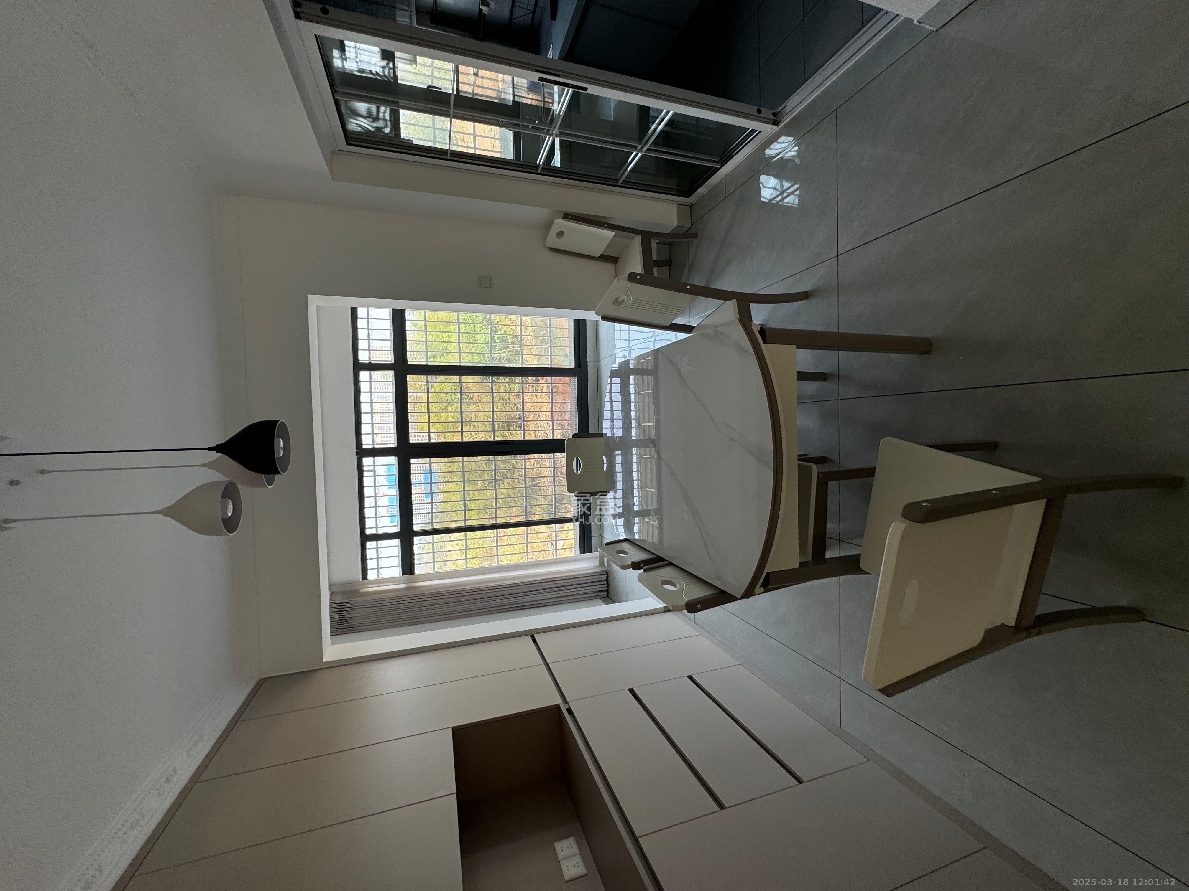 桥头家园三期 3室2厅2卫 2000.0元/月 桥头家园三期 3室2厅2卫 2000.0元/月室内图