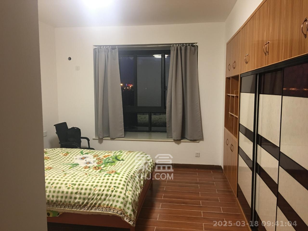 上庭苑 3室2厅2卫 2300.0元/月 上庭苑 3室2厅2卫 2300.0元/月室内图