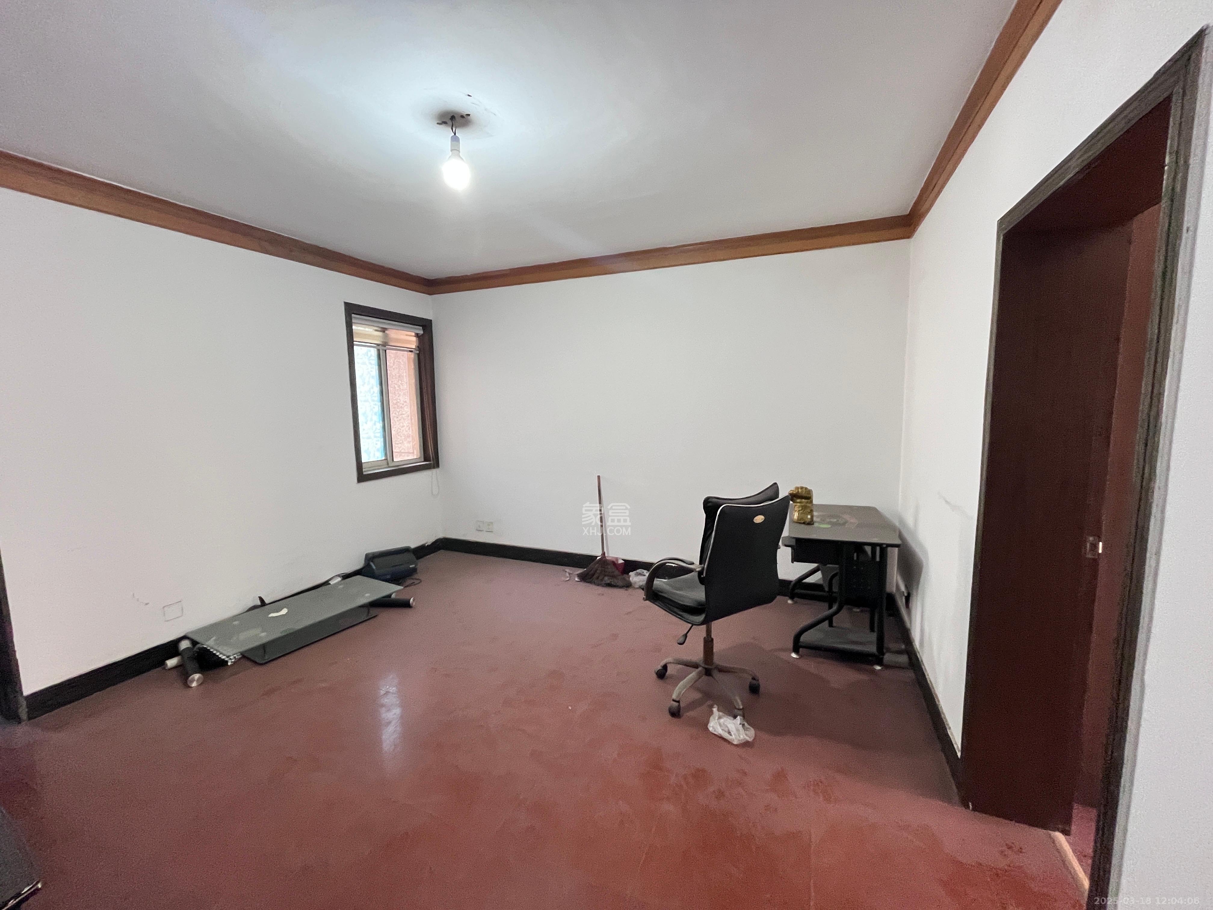 友园山庄 2室1厅1卫 1300.0元/月 友园山庄 2室1厅1卫 1300.0元/月室内图