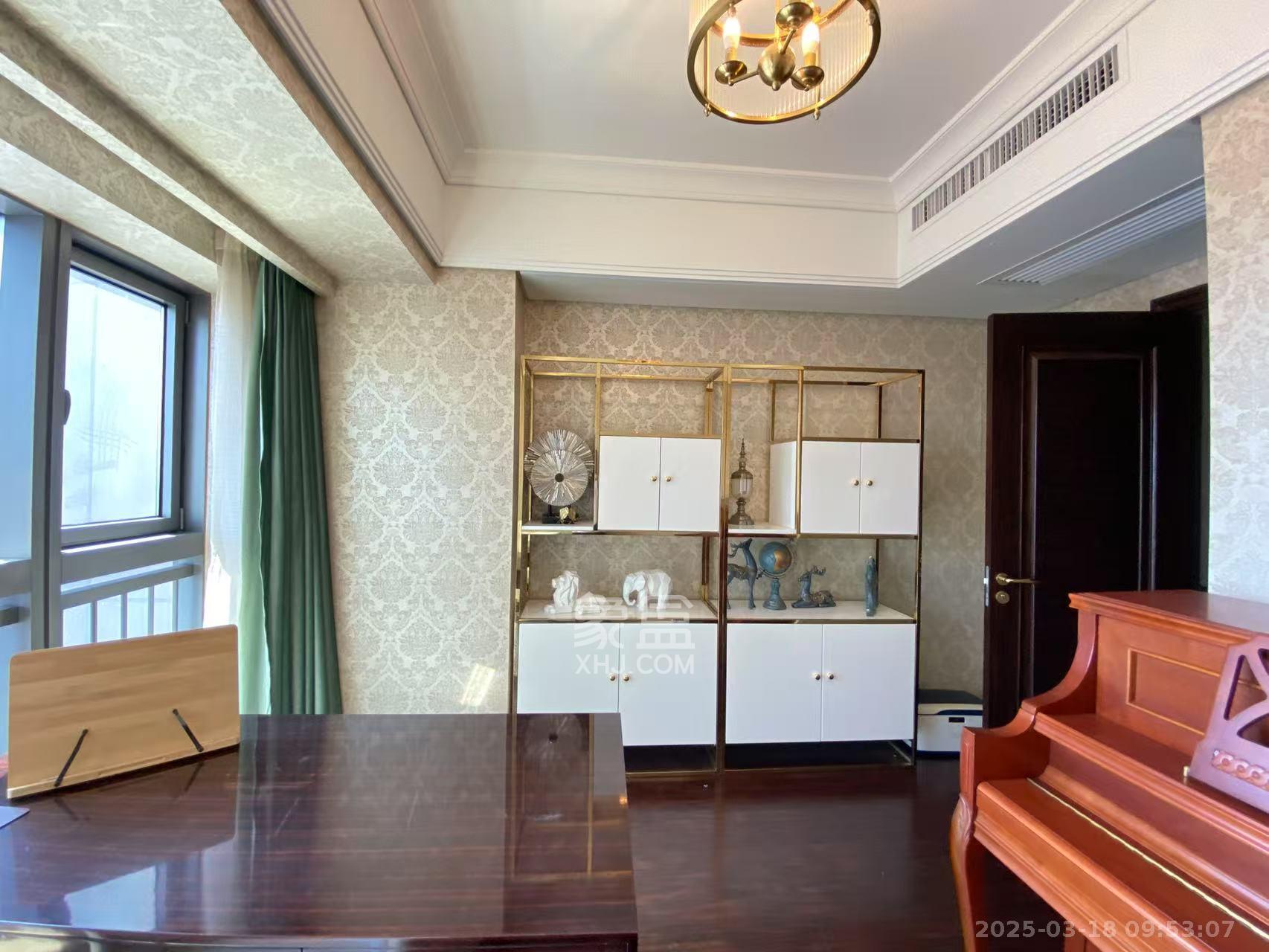 华远隆玺 5室2厅4卫 11000.0元/月 华远隆玺 5室2厅4卫 11000.0元/月室内图