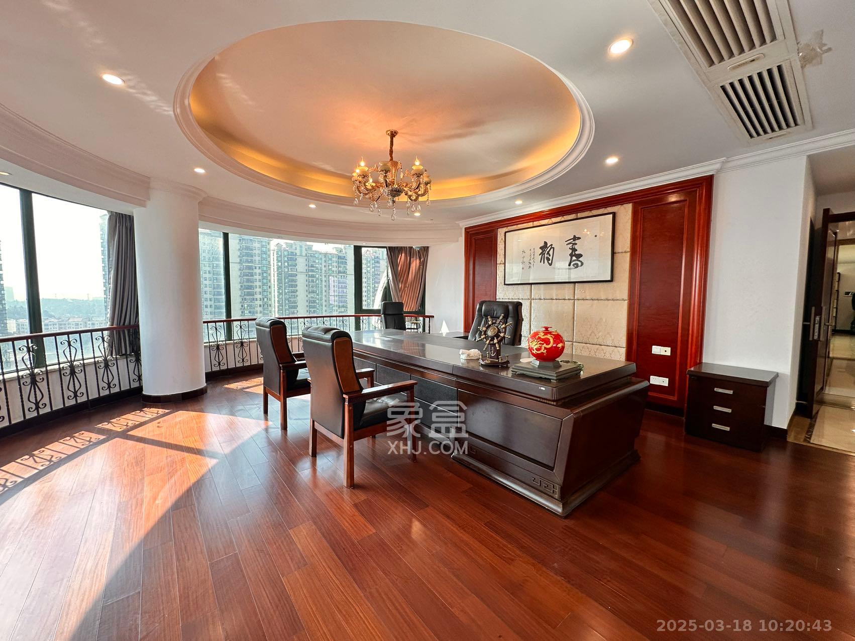 恒大雅苑  5室2厅3卫    8800.0元/月 恒大雅苑  5室2厅3卫    8800.0元/月室内图