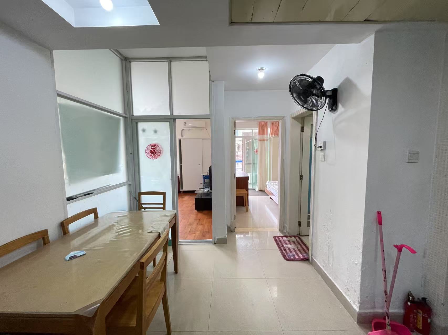 兆南绿岛家园 2室1厅1卫 1800.0元/月 兆南绿岛家园 2室1厅1卫 1800.0元/月室内图