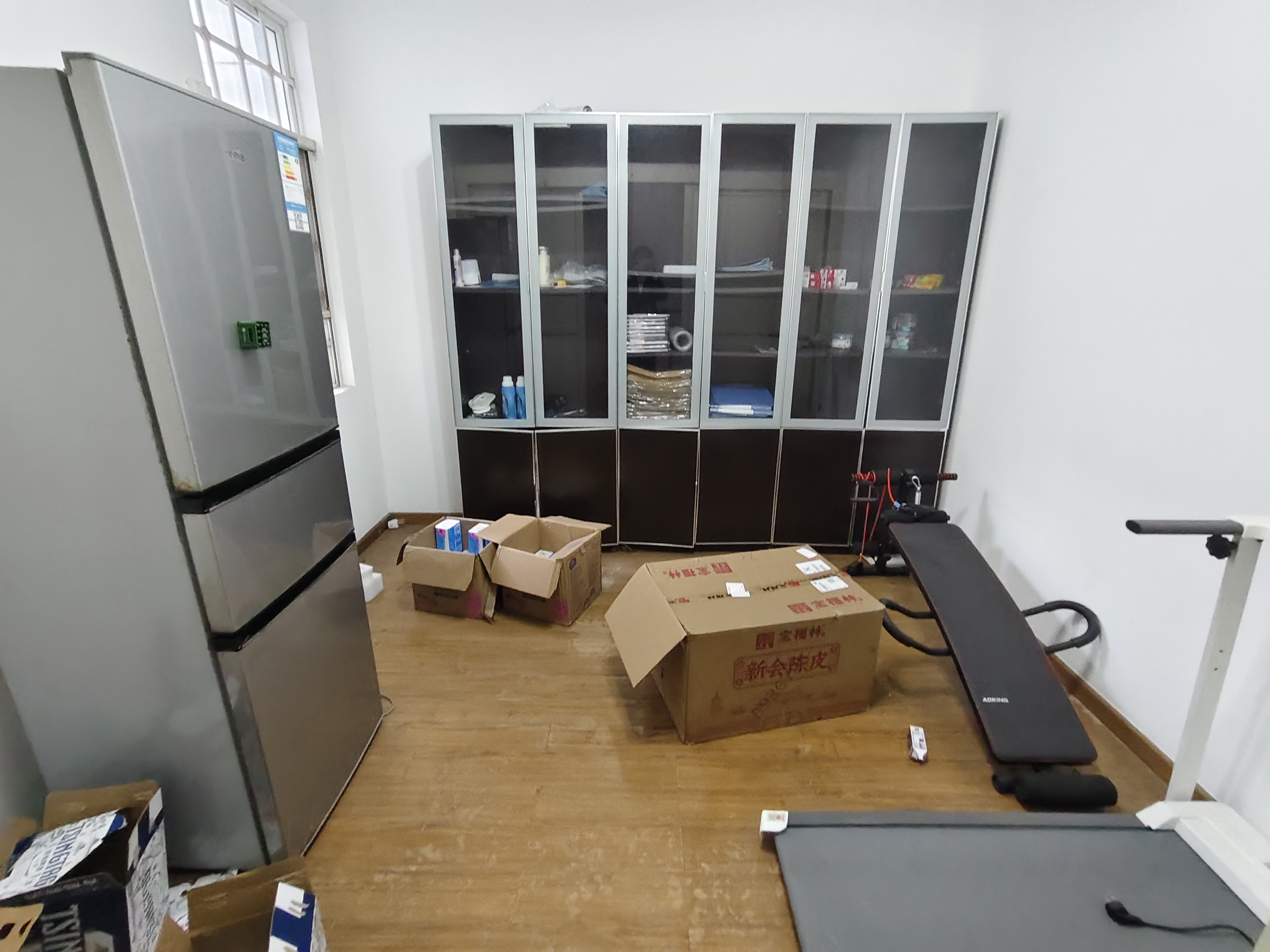 金盘雅苑 5室2厅3卫 7000.0元/月 金盘雅苑 5室2厅3卫 7000.0元/月室内图