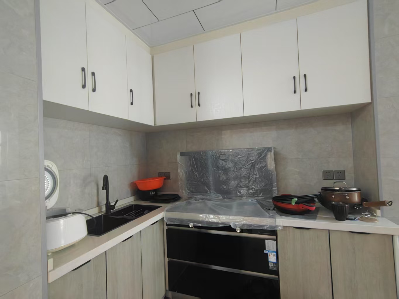 会龙山溪谷(住宅)  3室1厅2卫    2000.0元/月 会龙山溪谷(住宅)  3室1厅2卫    2000.0元/月室内图