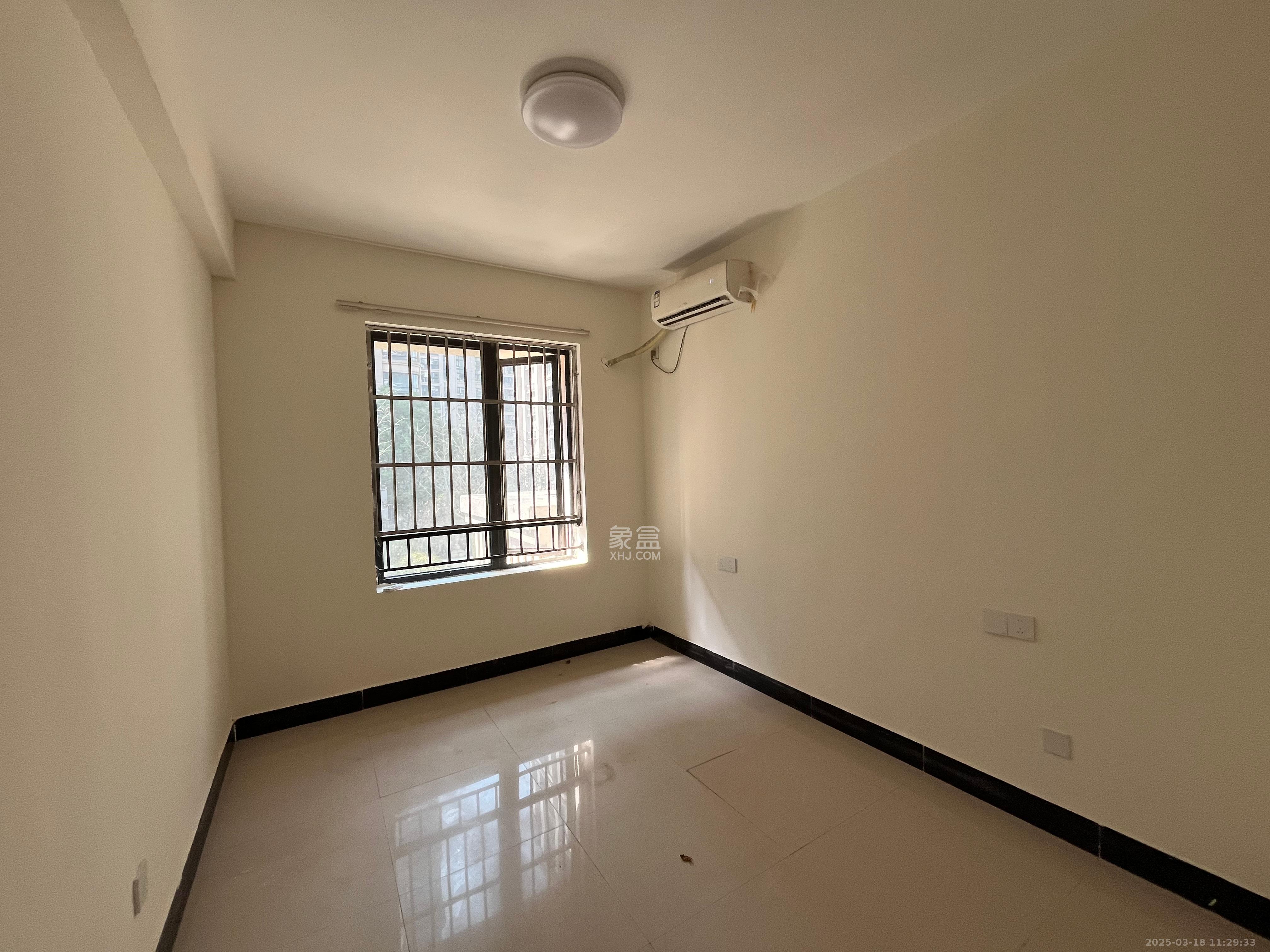 明昇壹城(明昇时代广场)一期 3室2厅1卫 2800.0元/月 明昇壹城(明昇时代广场)一期 3室2厅1卫 2800.0元/月室内图