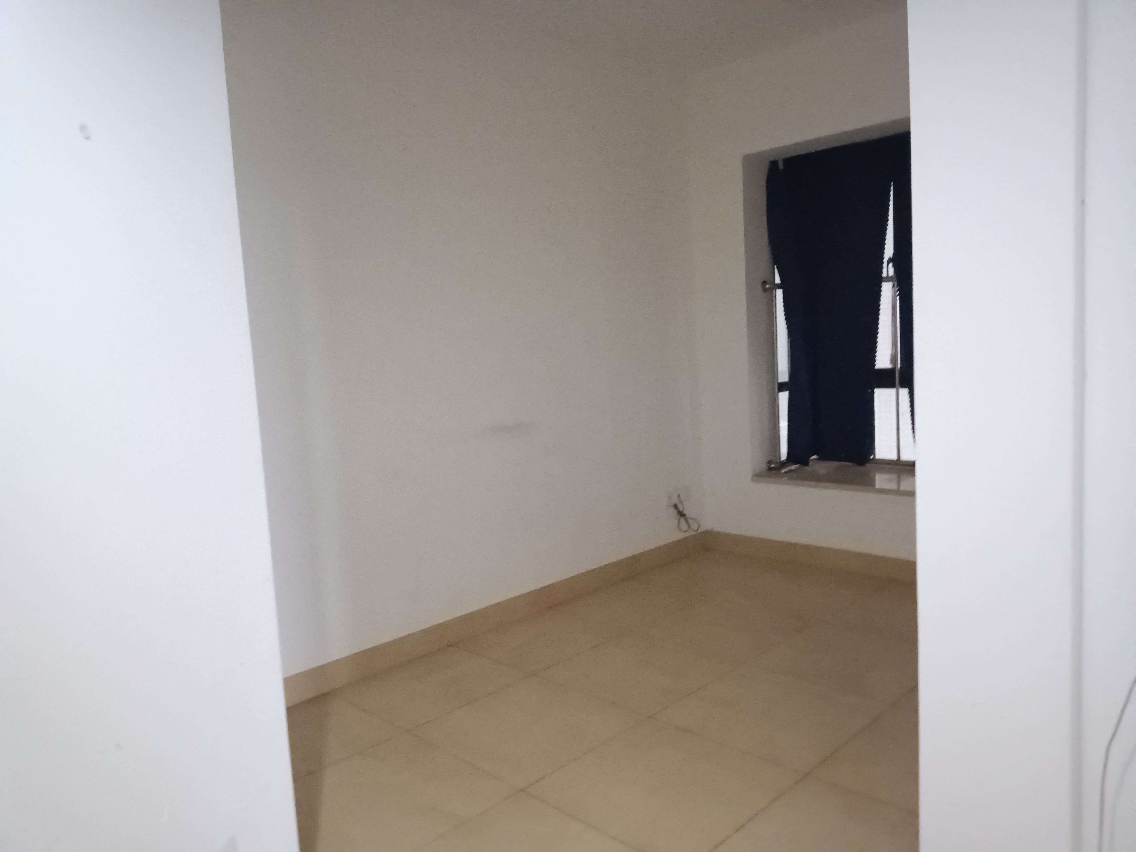 宝华海景 3室2厅2卫 4000.0元/月 宝华海景 3室2厅2卫 4000.0元/月室内图