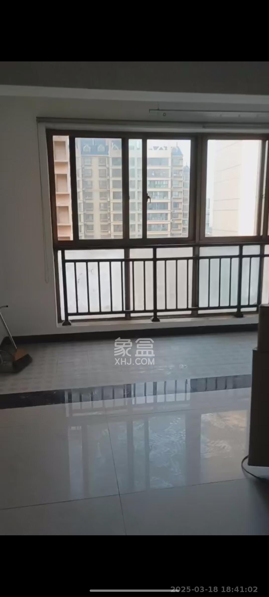 中天瑞景 3室2厅2卫 2000.0元/月 中天瑞景 3室2厅2卫 2000.0元/月室内图