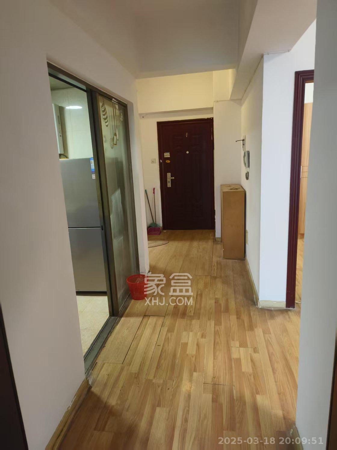 名富公寓  2室0厅0卫   2200.00元/月室内图