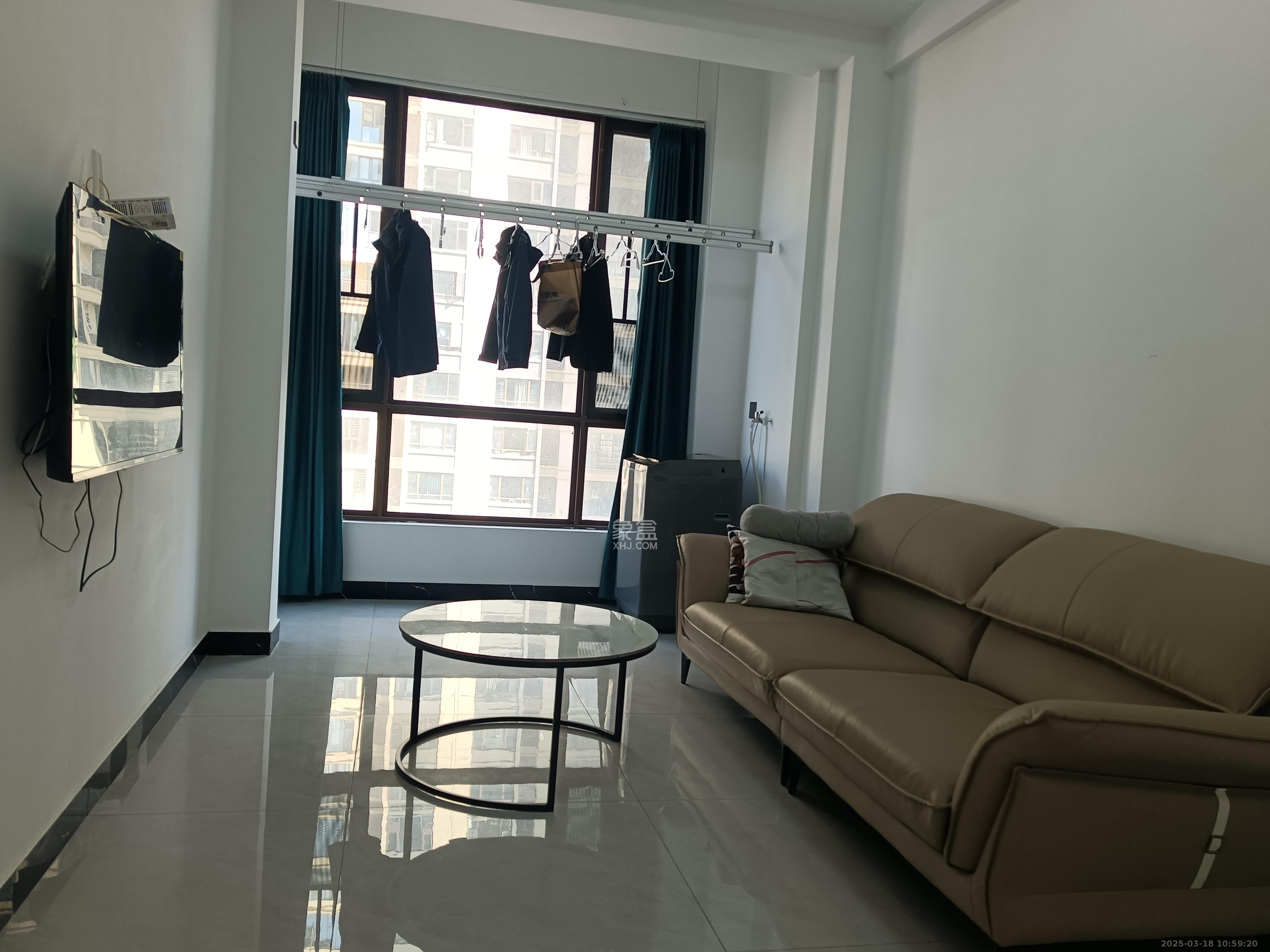 长龙湾  2室2厅1卫    1600.0元/月室内图