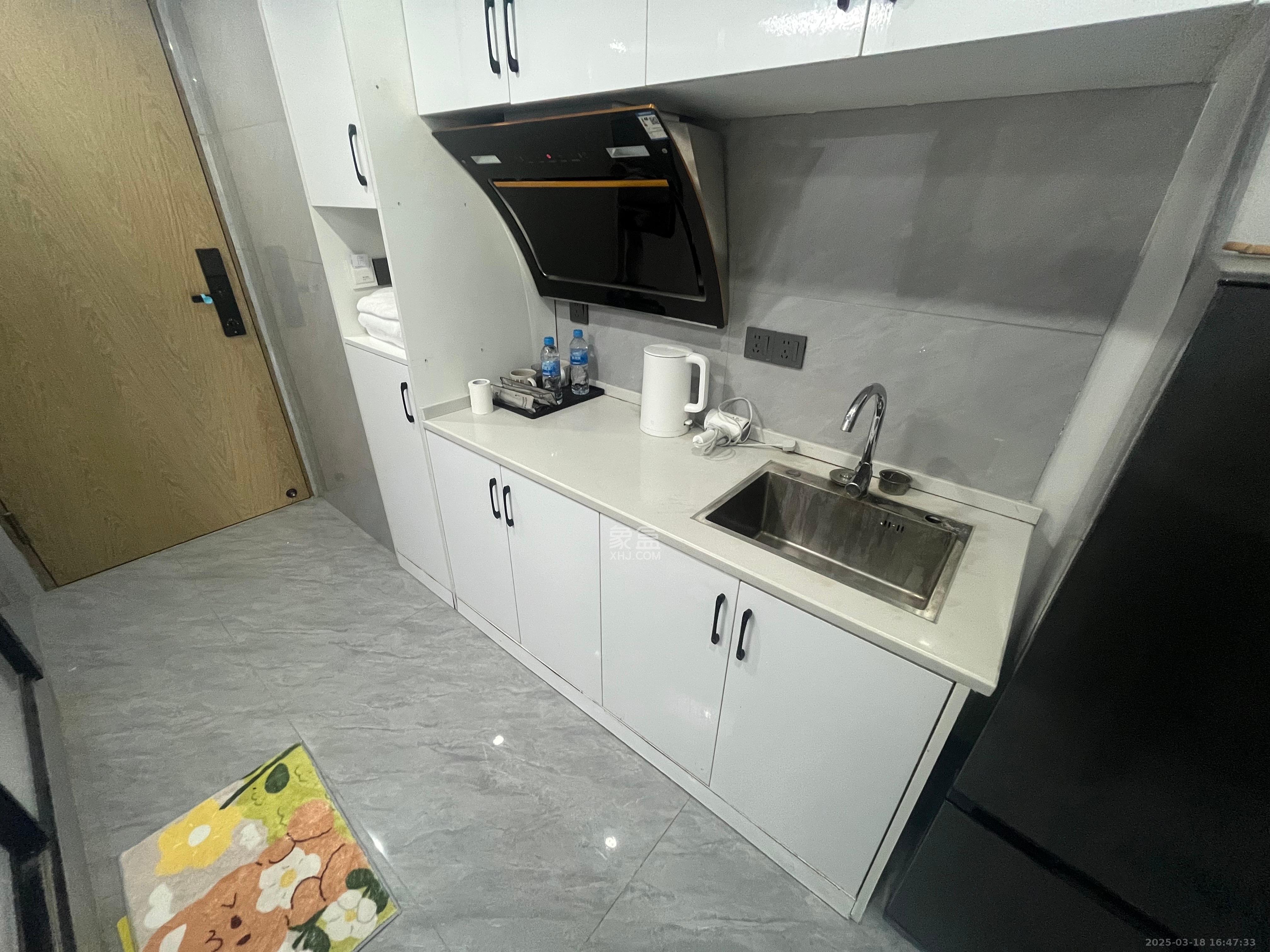 福晟翡翠湾 2室1厅1卫 1800.0元/月 福晟翡翠湾 2室1厅1卫 1800.0元/月室内图