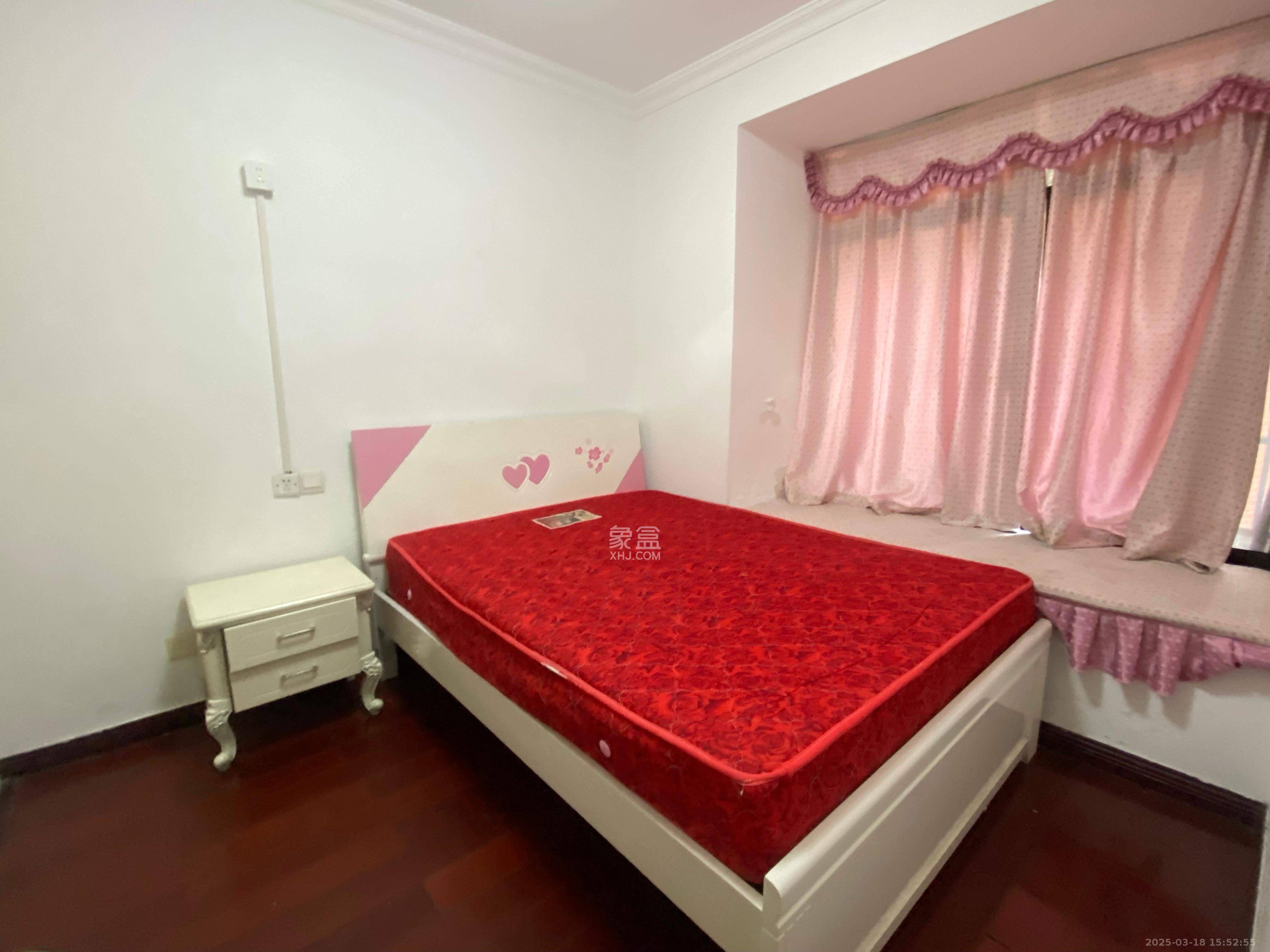 保利麓谷林语F区 4室2厅2卫 3600.0元/月 保利麓谷林语F区 4室2厅2卫 3600.0元/月室内图