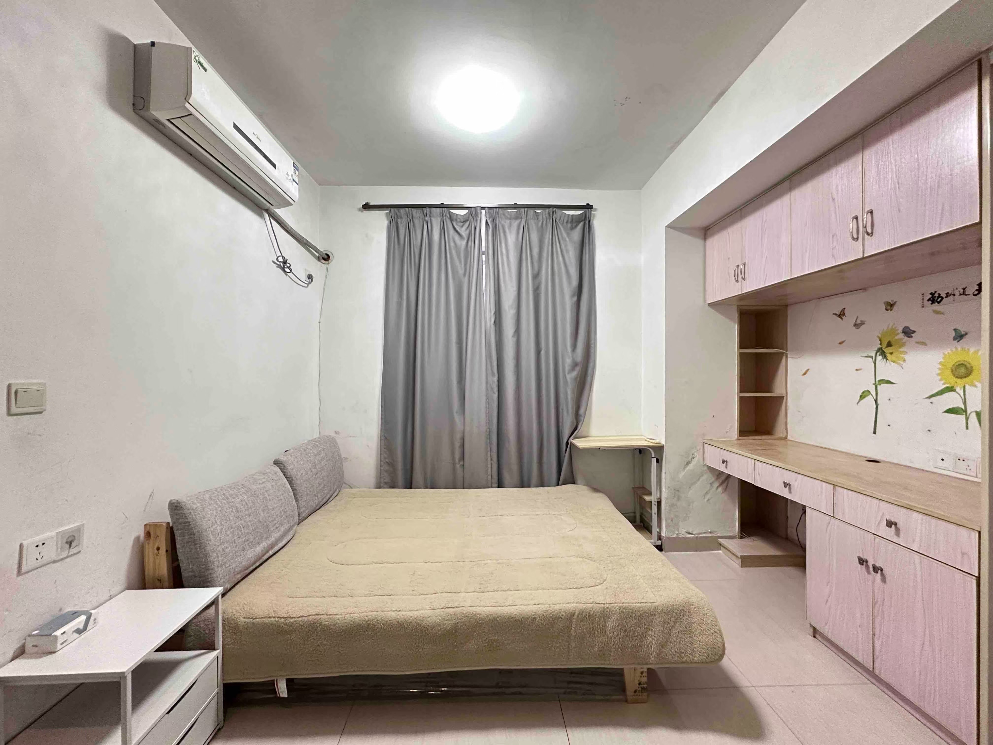 冠都现代城(冠都幸福彼岸) 1室1厅1卫 1000.0元/月 冠都现代城(冠都幸福彼岸) 1室1厅1卫 1000.0元/月室内图