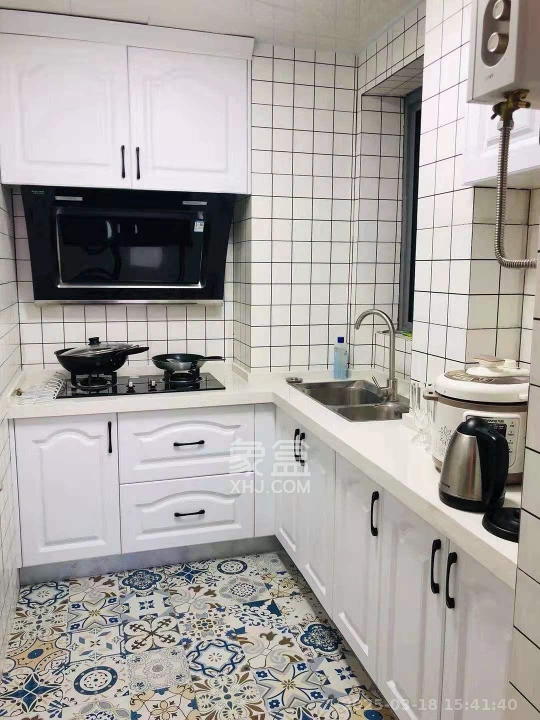 保利国际广场 1室2厅1卫 4500.0元/月 保利国际广场 1室2厅1卫 4500.0元/月室内图