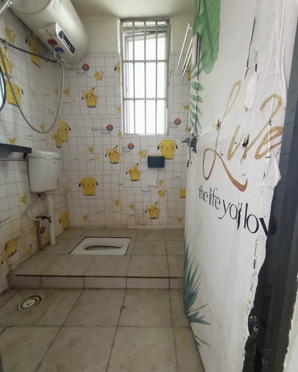 长堤明珠  1室1厅1卫    65.0万 长堤明珠  1室1厅1卫    65.0万客厅