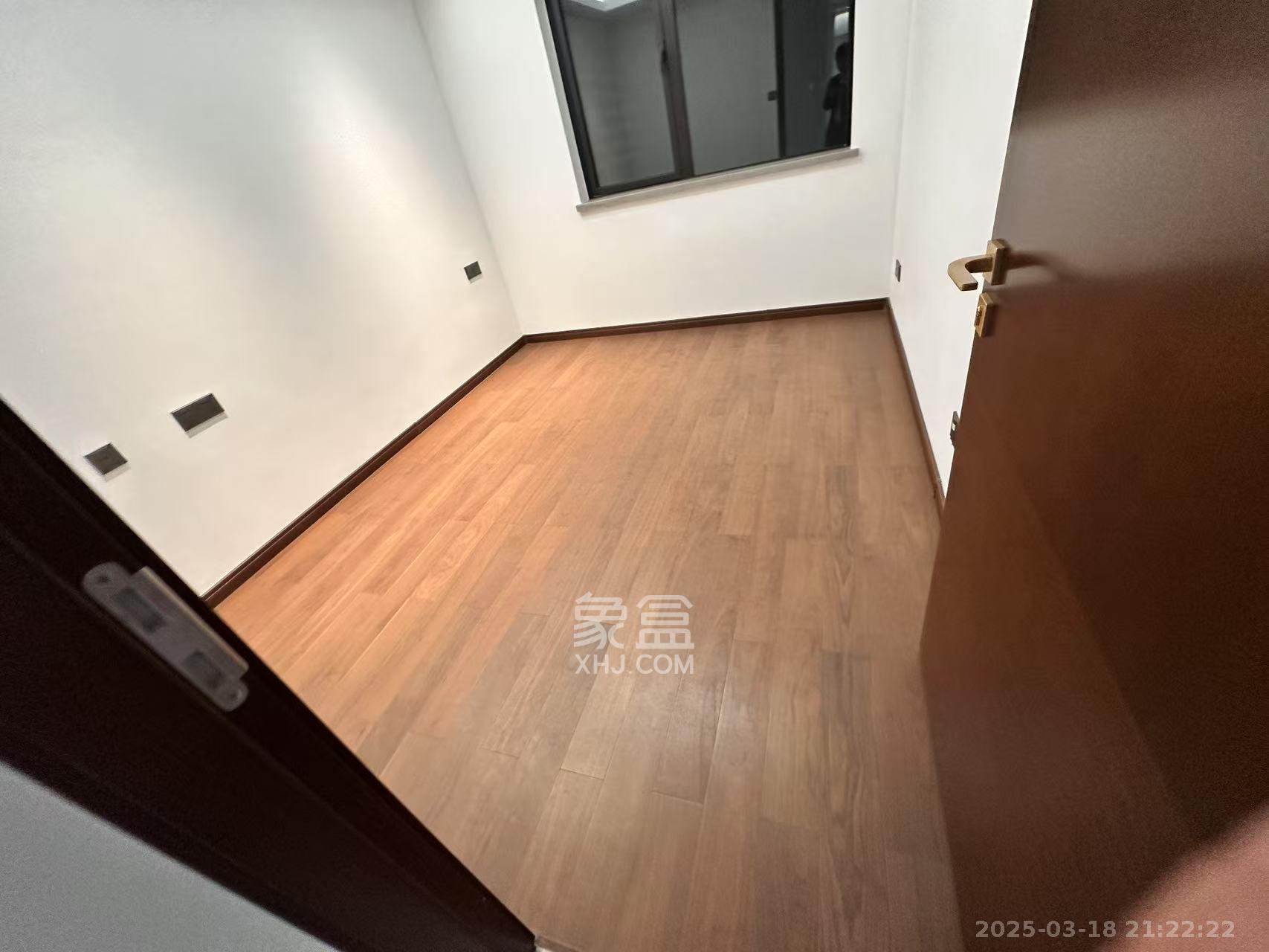 万科魅力之城  4室2厅3卫   6300.00元/月室内图