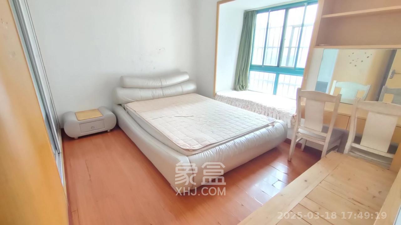 蝴蝶谷  2室2厅1卫   1600.00元/月室内图