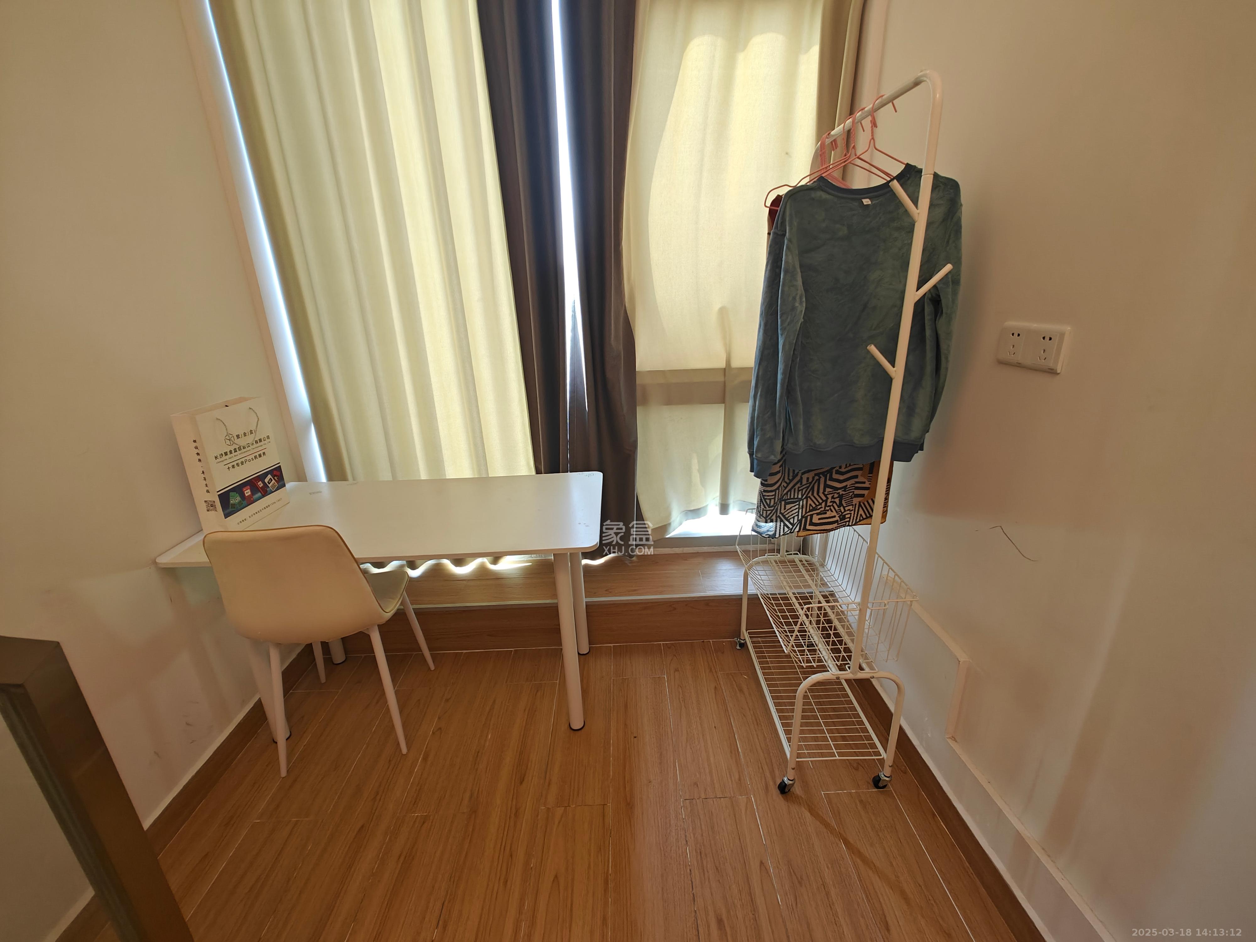 敬天广场  1室0厅0卫   2800.00元/月室内图