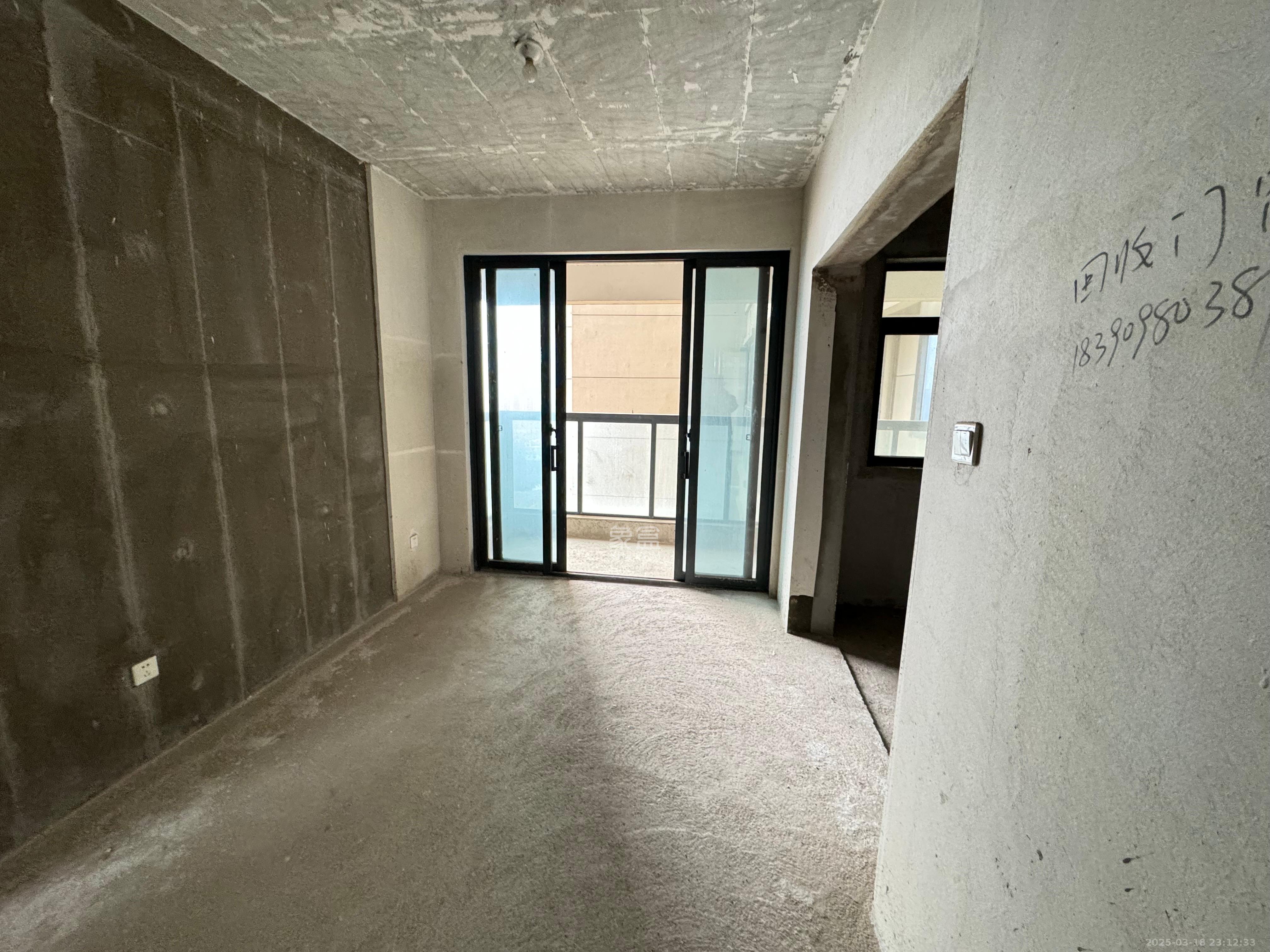 明昇壹城(明昇时代广场)二期 1室0厅0卫 1000.0元/月 明昇壹城(明昇时代广场)二期 1室0厅0卫 1000.0元/月室内图