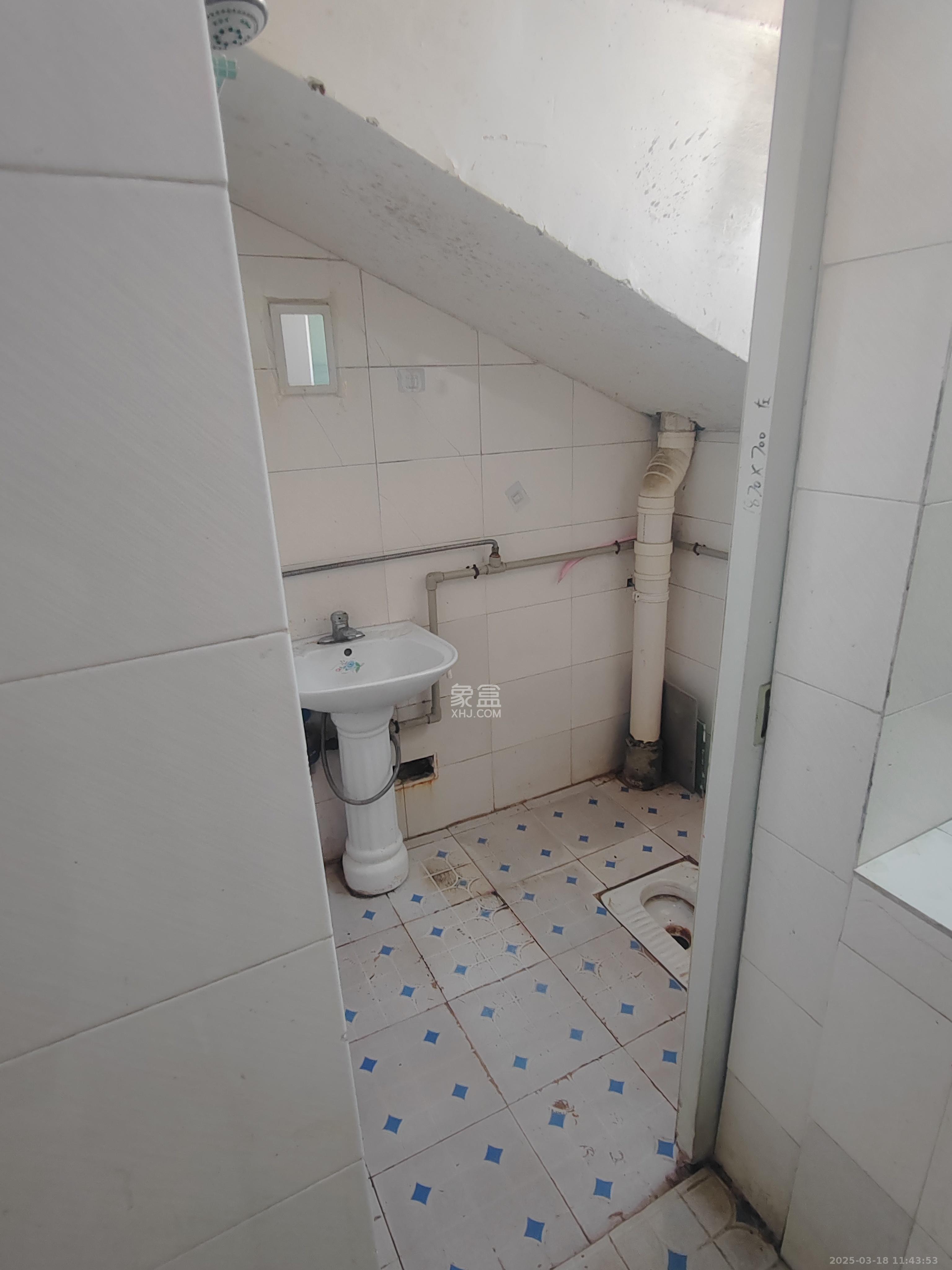 扬帆小区  1室1厅1卫   1100.00元/月室内图