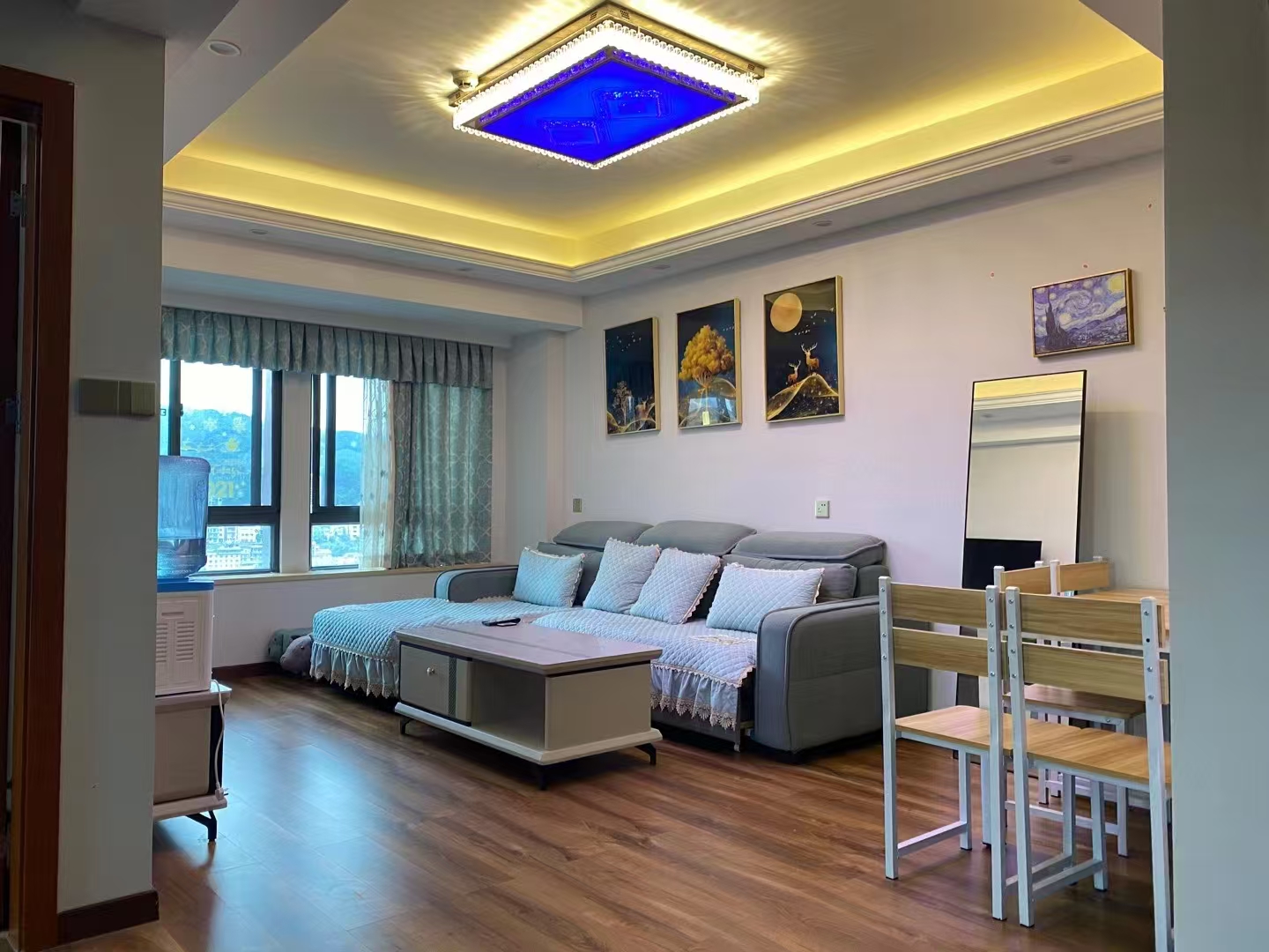 东方曼哈顿 2室2厅1卫 2200.0元/月 东方曼哈顿 2室2厅1卫 2200.0元/月室内图