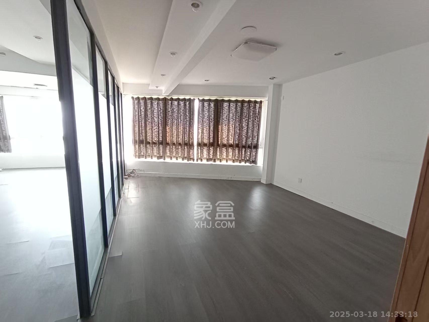 楚天家园  1室1厅1卫    1500.0元/月室内图