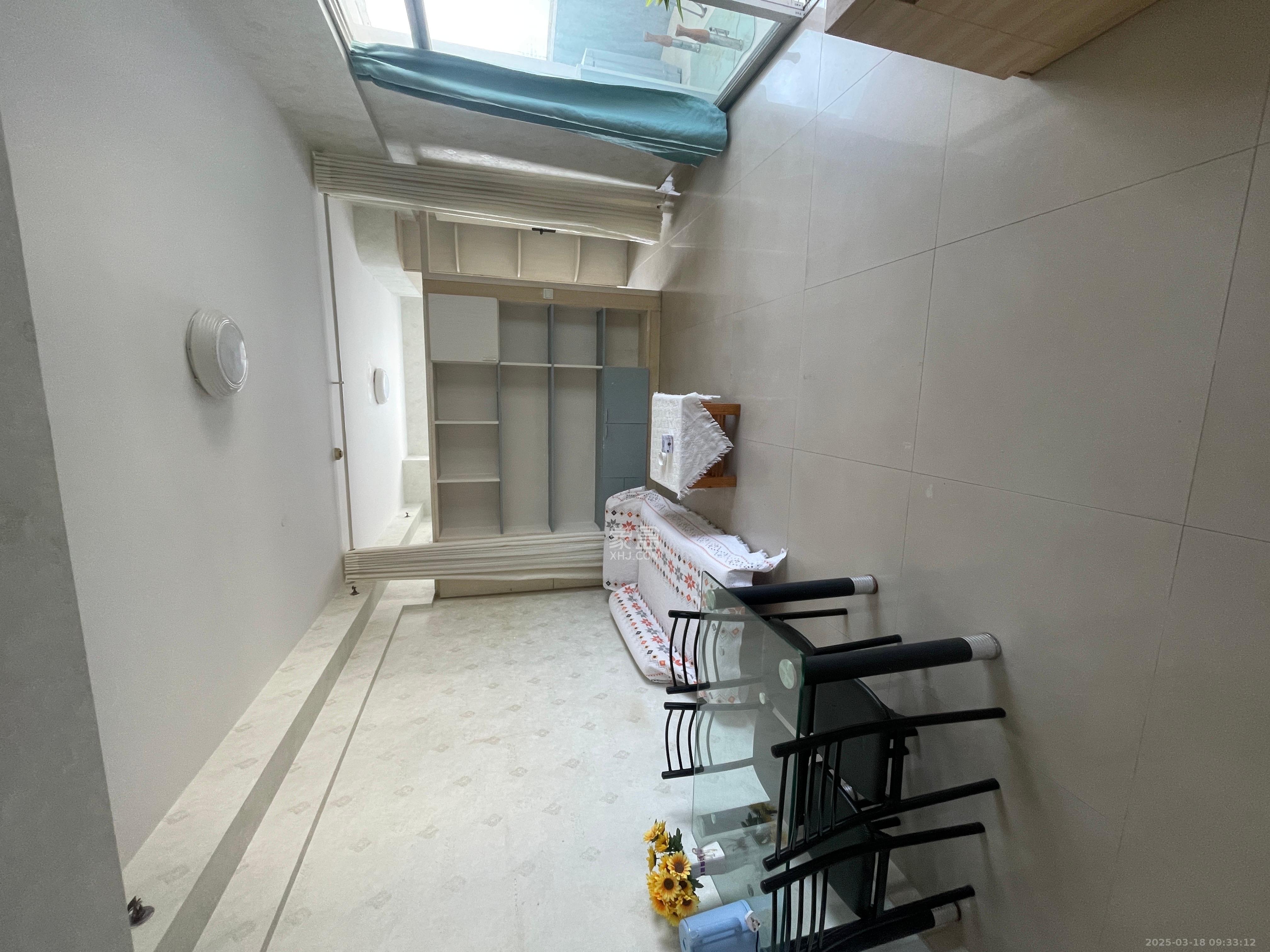 锦华时代  1室1厅1卫   2000.00元/月室内图