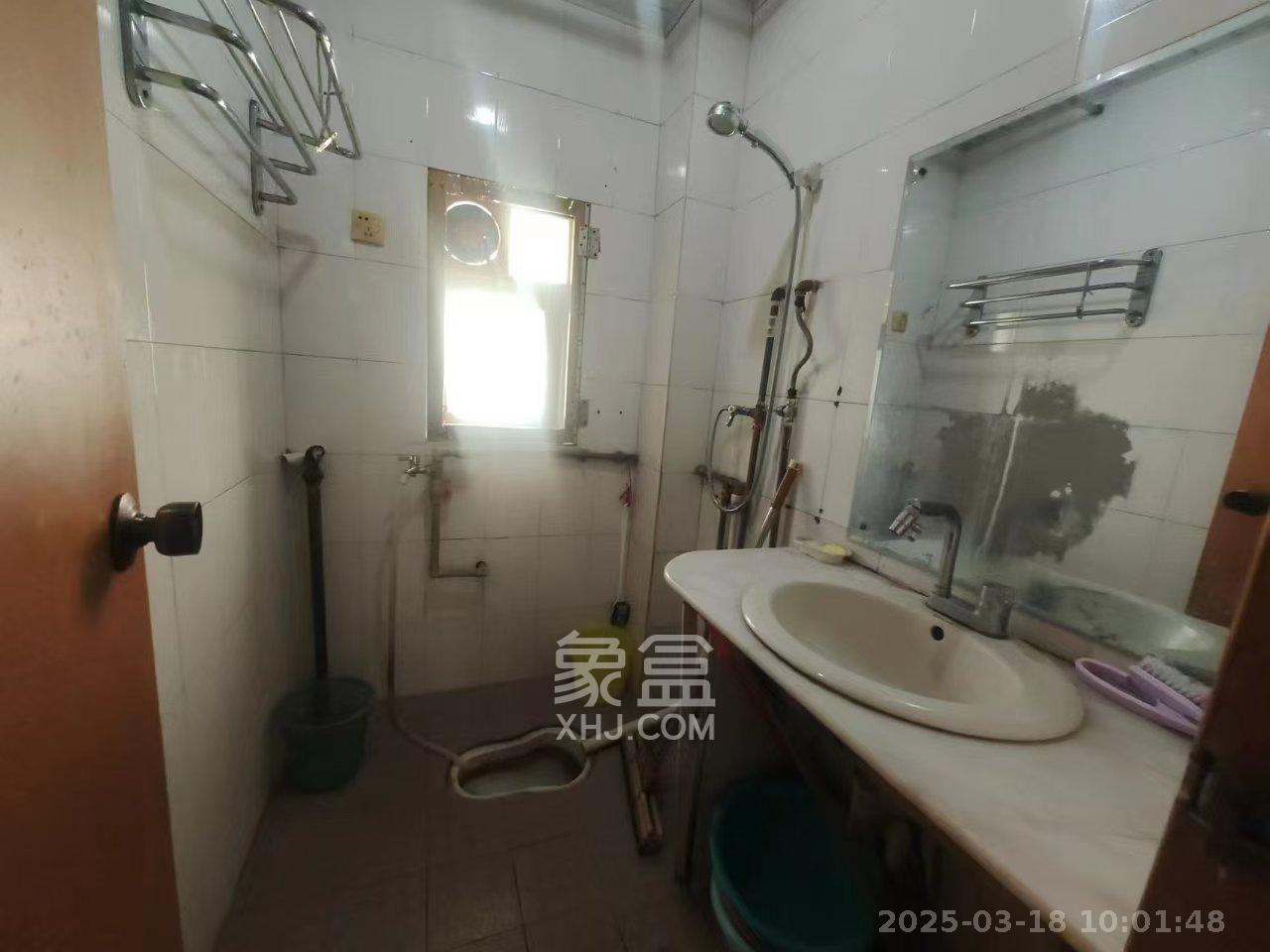 五矿宿舍 2室1厅1卫 1300.0元/月 五矿宿舍 2室1厅1卫 1300.0元/月室内图