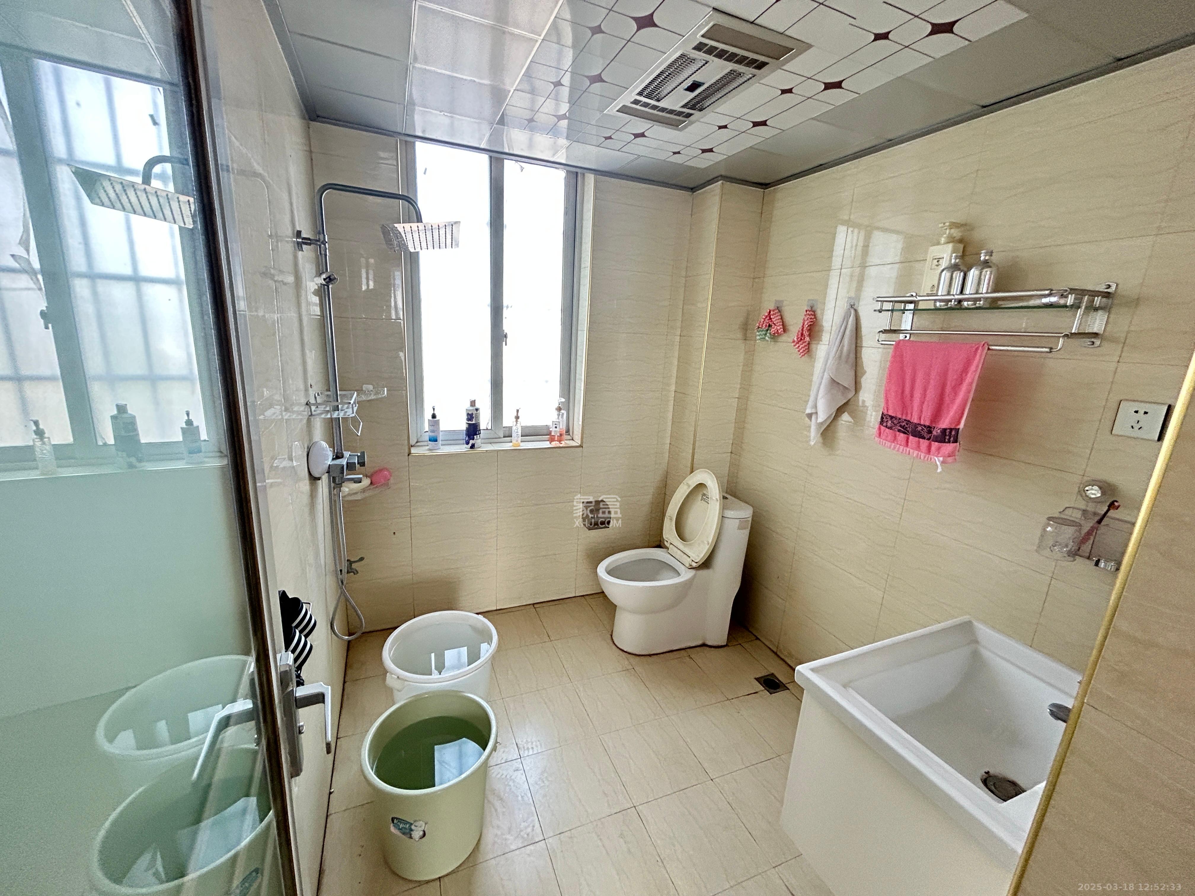 中悦领秀金都 3室2厅1卫 1800.00元/月 中悦领秀金都 3室2厅1卫 1800.00元/月室内图