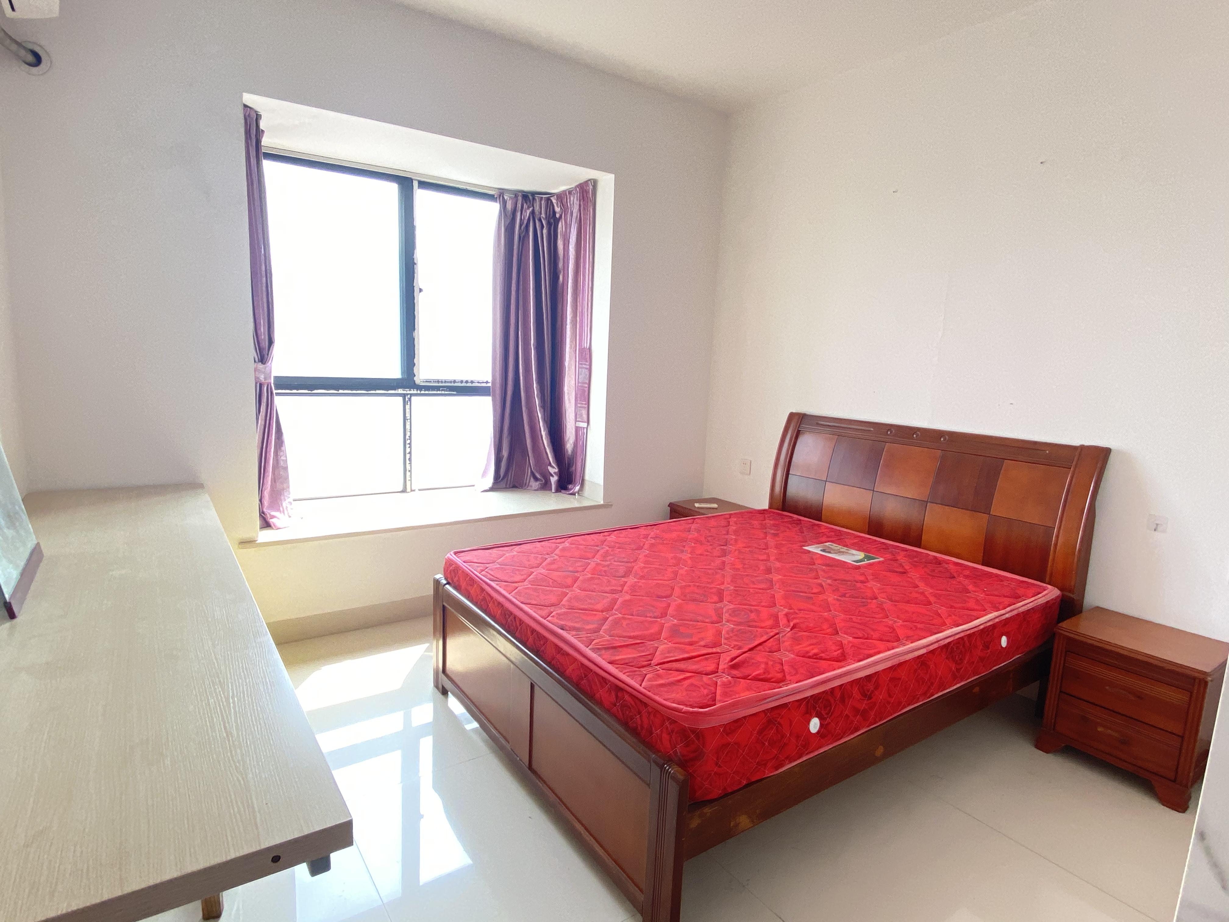 新华名筑 2室2厅1卫 1500.0元/月 新华名筑 2室2厅1卫 1500.0元/月室内图