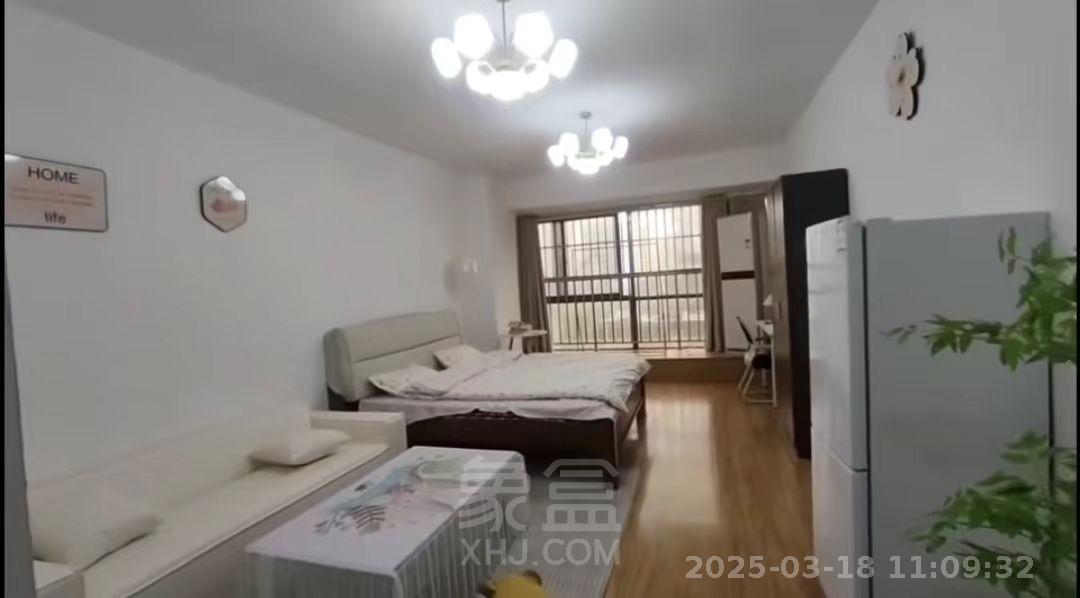 家润多 1室1厅1卫 1200.0元/月 家润多 1室1厅1卫 1200.0元/月室内图