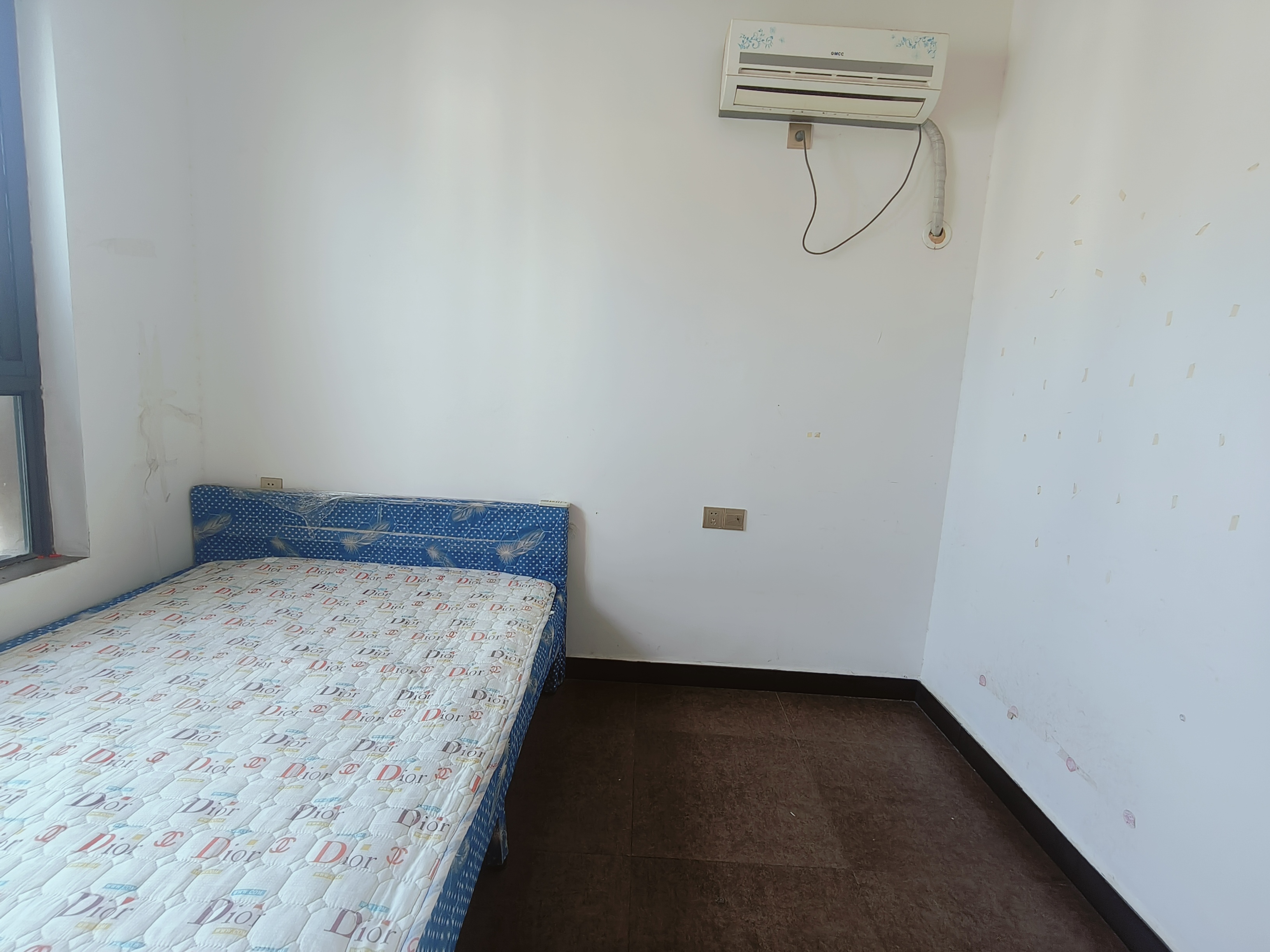 天门壹号  4室2厅2卫    1600.0元/月 天门壹号  4室2厅2卫    1600.0元/月室内图