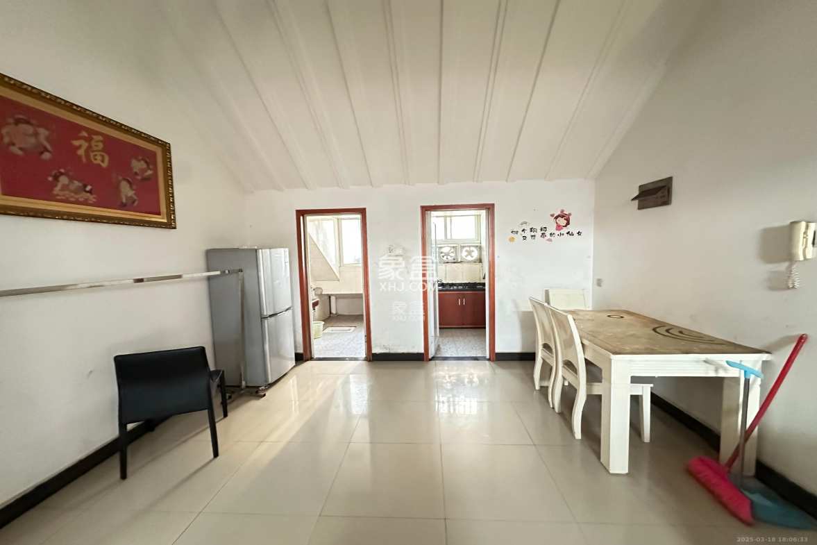 鄱阳小区 2室1厅1卫 1000.0元/月 鄱阳小区 2室1厅1卫 1000.0元/月室内图