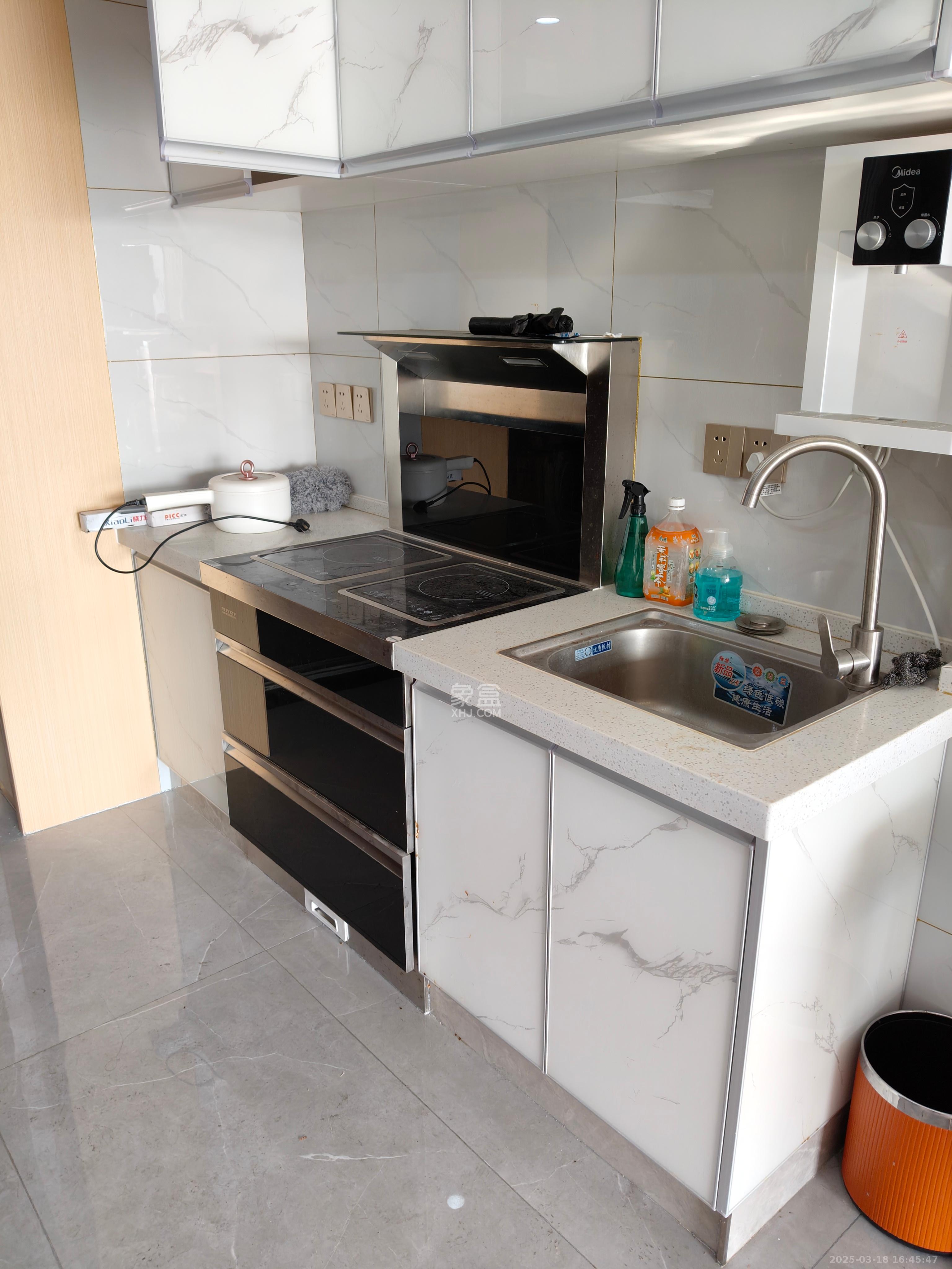 振业城三期 2室1厅1卫 2800.0元/月 振业城三期 2室1厅1卫 2800.0元/月室内图