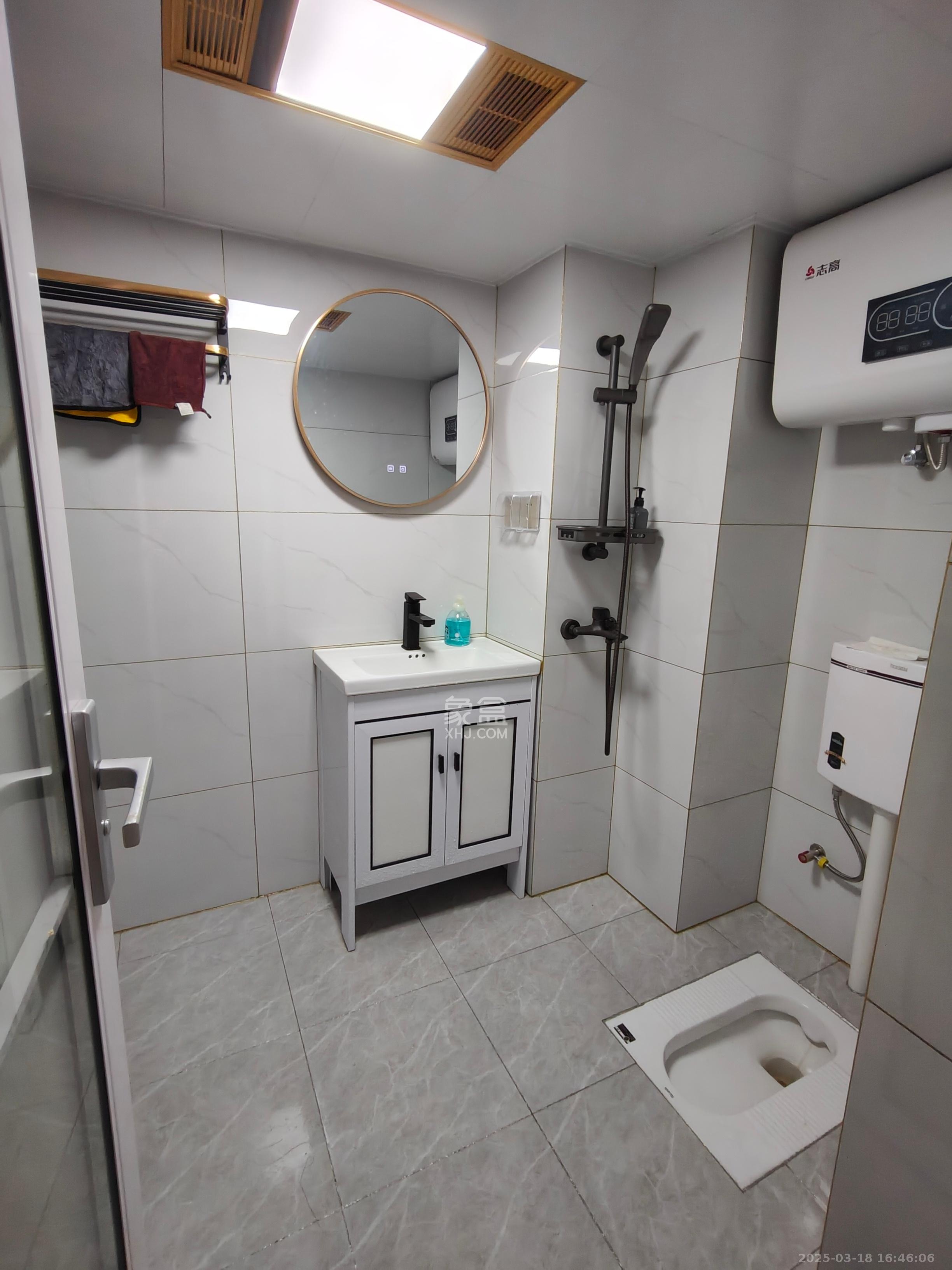 振业城三期 2室1厅1卫 2800.0元/月 振业城三期 2室1厅1卫 2800.0元/月室内图