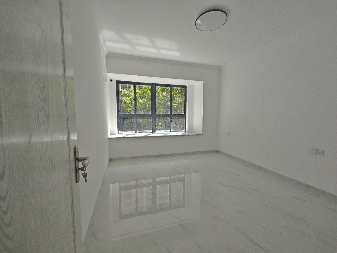 南海幸福汇 2室2厅1卫 115.0万 南海幸福汇 2室2厅1卫 115.0万客厅