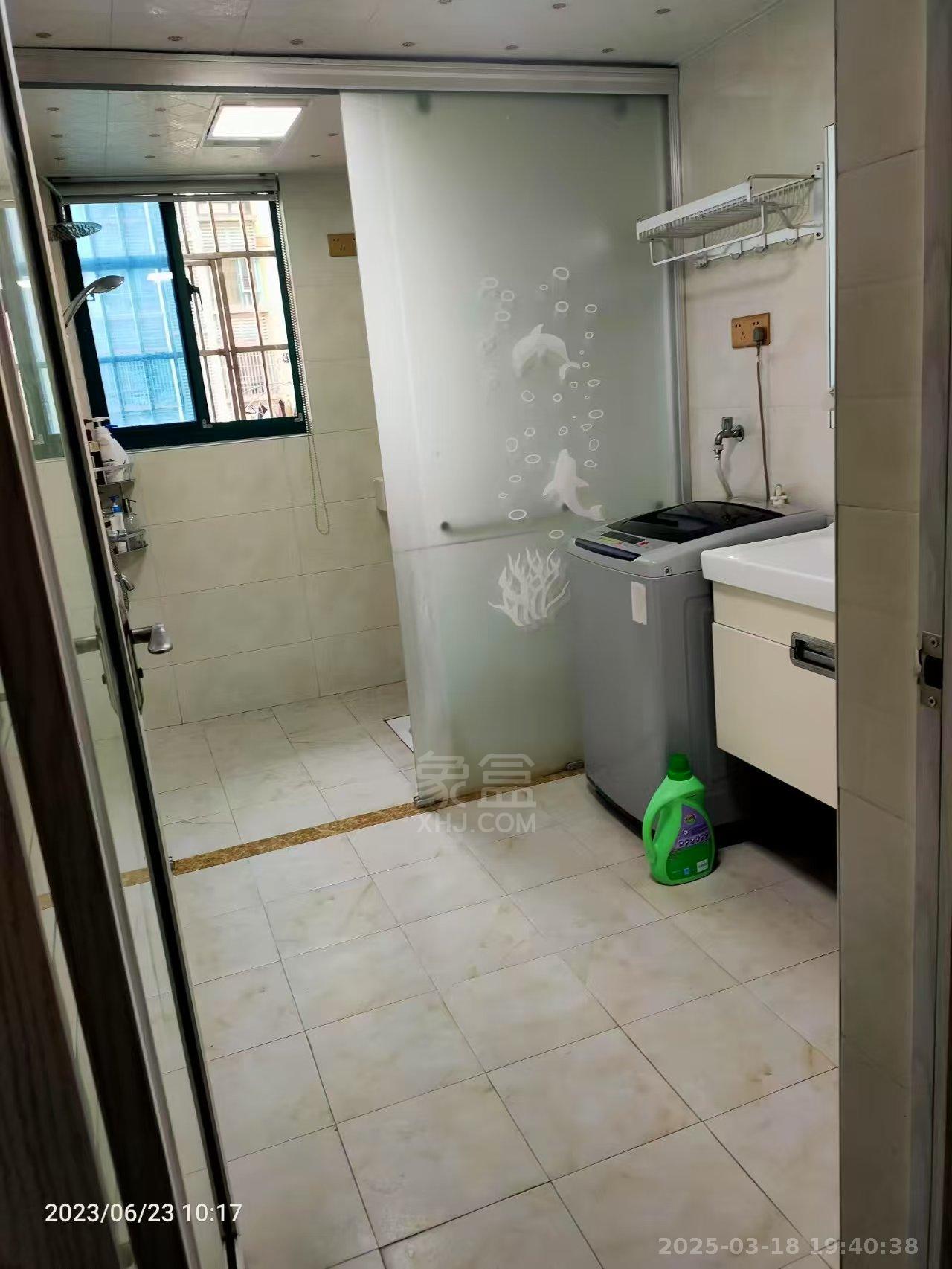 湖景名城 3室2厅2卫 2000.0元/月 湖景名城 3室2厅2卫 2000.0元/月室内图