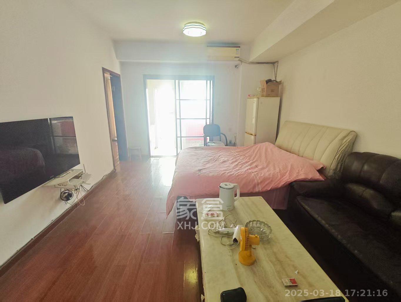 东一国际 1室1厅1卫 2600.0元/月 东一国际 1室1厅1卫 2600.0元/月室内图