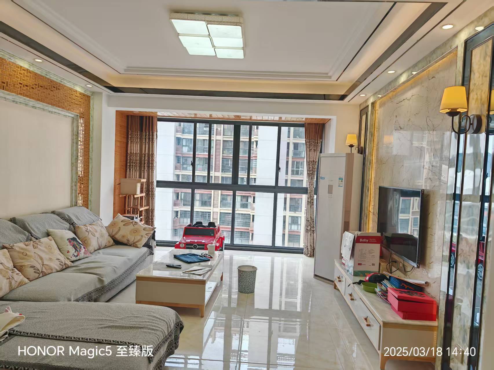 丽景天下一期 4室2厅2卫 2000.0元/月 丽景天下一期 4室2厅2卫 2000.0元/月室内图