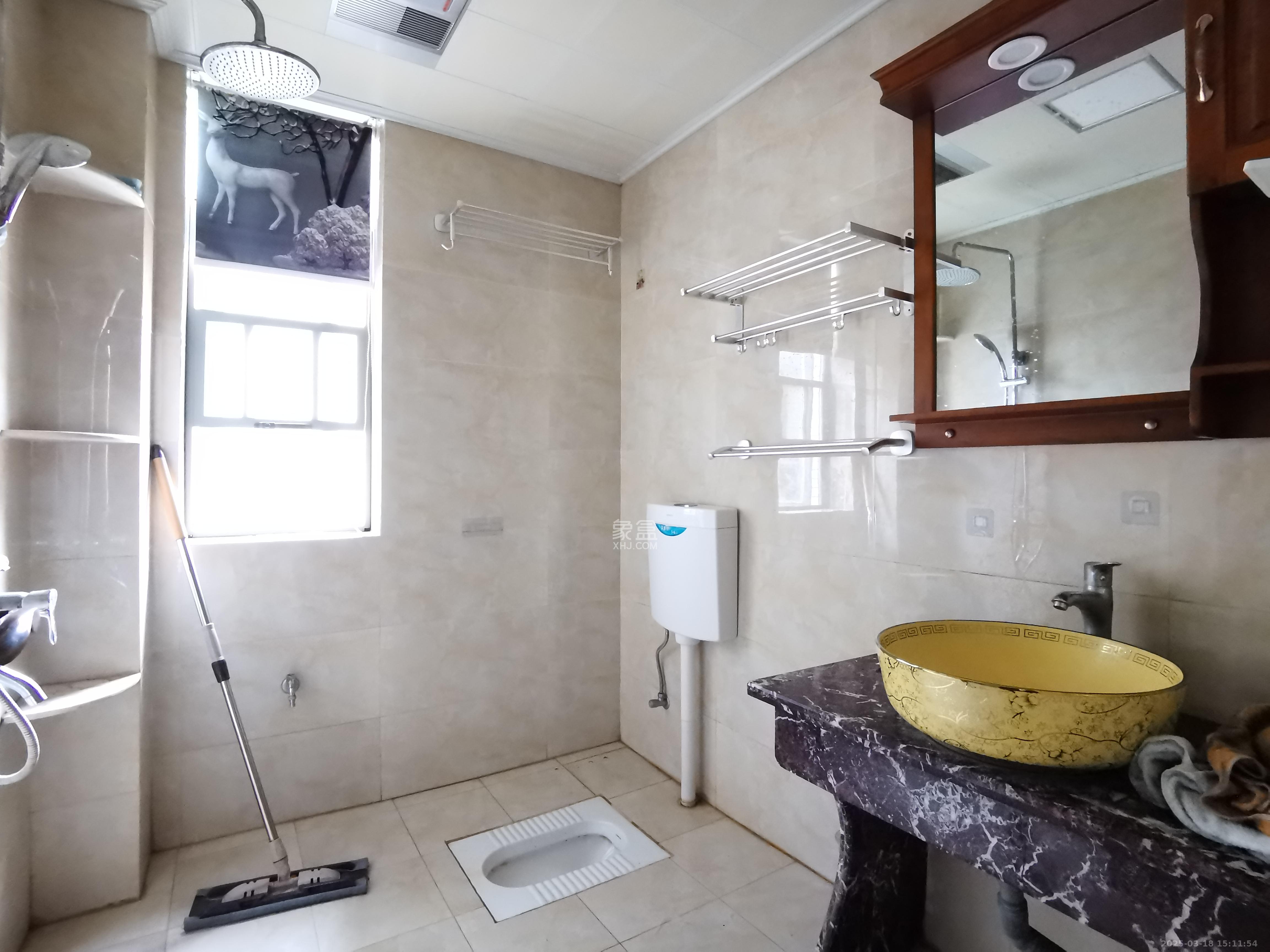 新城新世界一二三期 2室2厅1卫 3000.0元/月 新城新世界一二三期 2室2厅1卫 3000.0元/月室内图