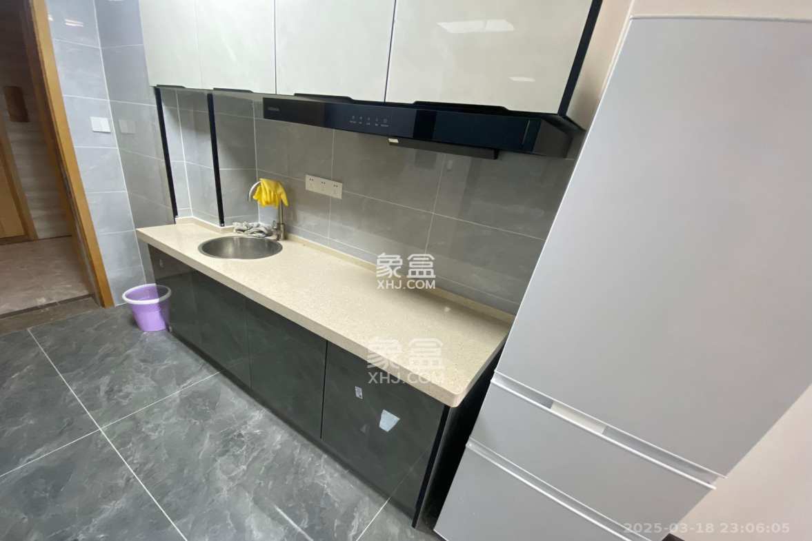 明昇壹城(明昇时代广场)三期 1室0厅0卫 1400.0元/月 明昇壹城(明昇时代广场)三期 1室0厅0卫 1400.0元/月室内图