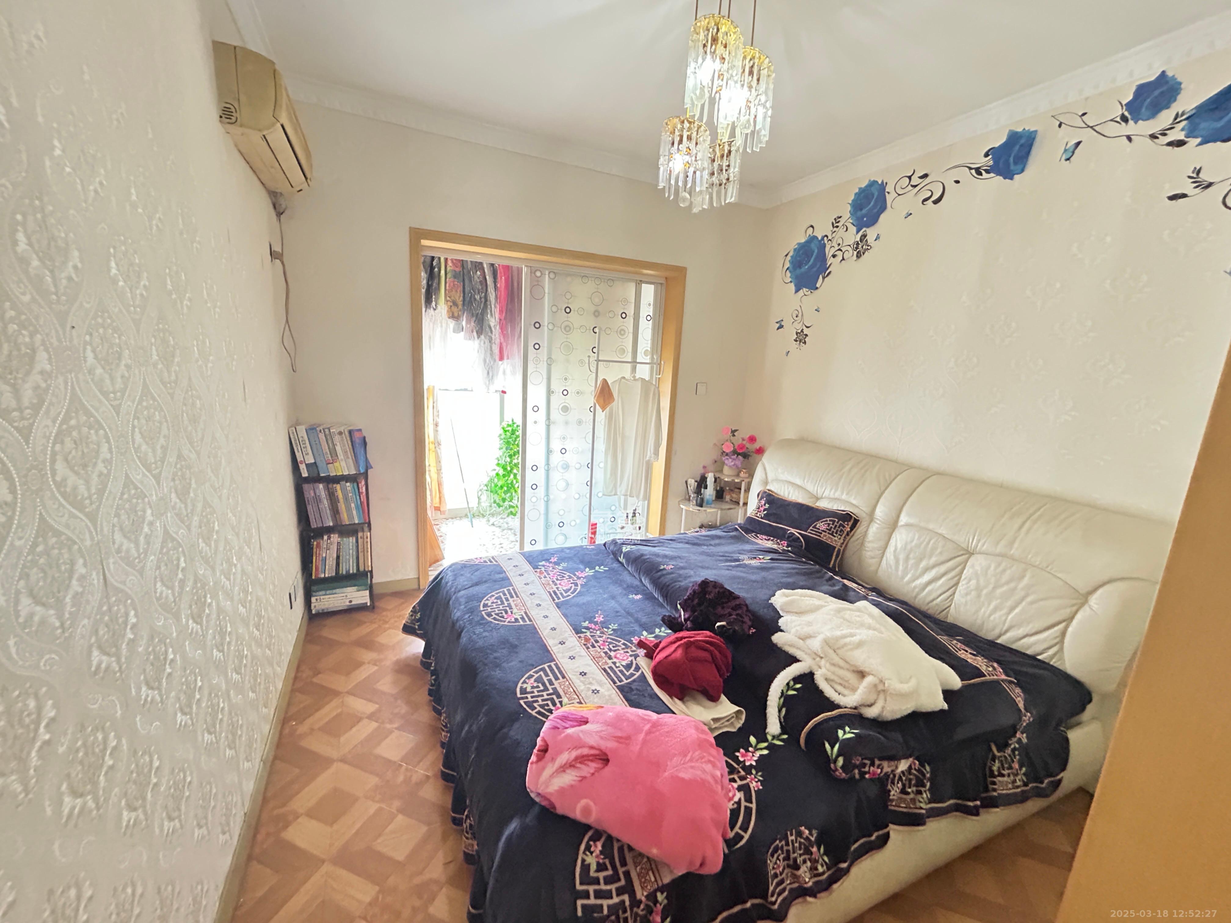 中悦领秀金都 3室2厅1卫 1800.00元/月 中悦领秀金都 3室2厅1卫 1800.00元/月室内图