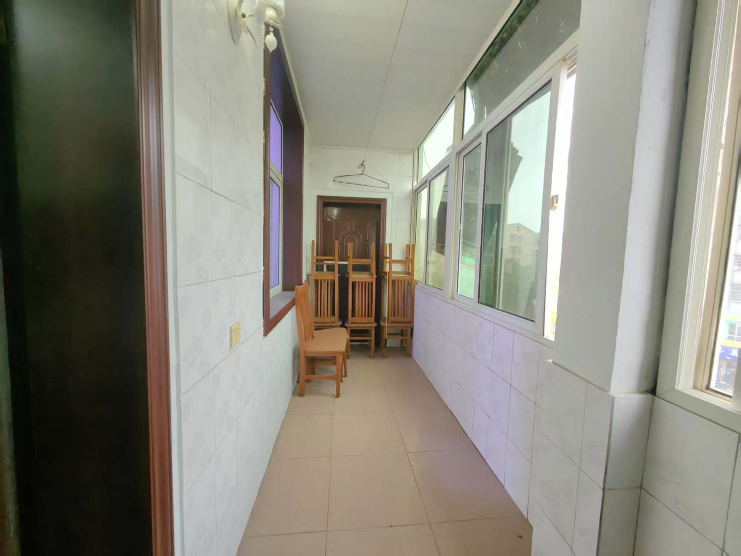 三里桥铁铺岭变电站家属楼  3室2厅1卫    800.0元/月 三里桥铁铺岭变电站家属楼  3室2厅1卫    800.0元/月室内图