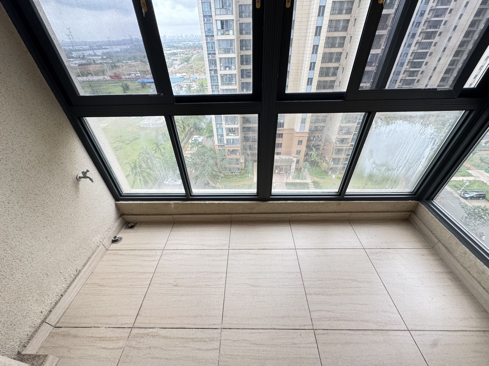 碧桂园一、二期(中央首府)  2室1厅1卫    68.0万 碧桂园一、二期(中央首府)  2室1厅1卫    68.0万室内图