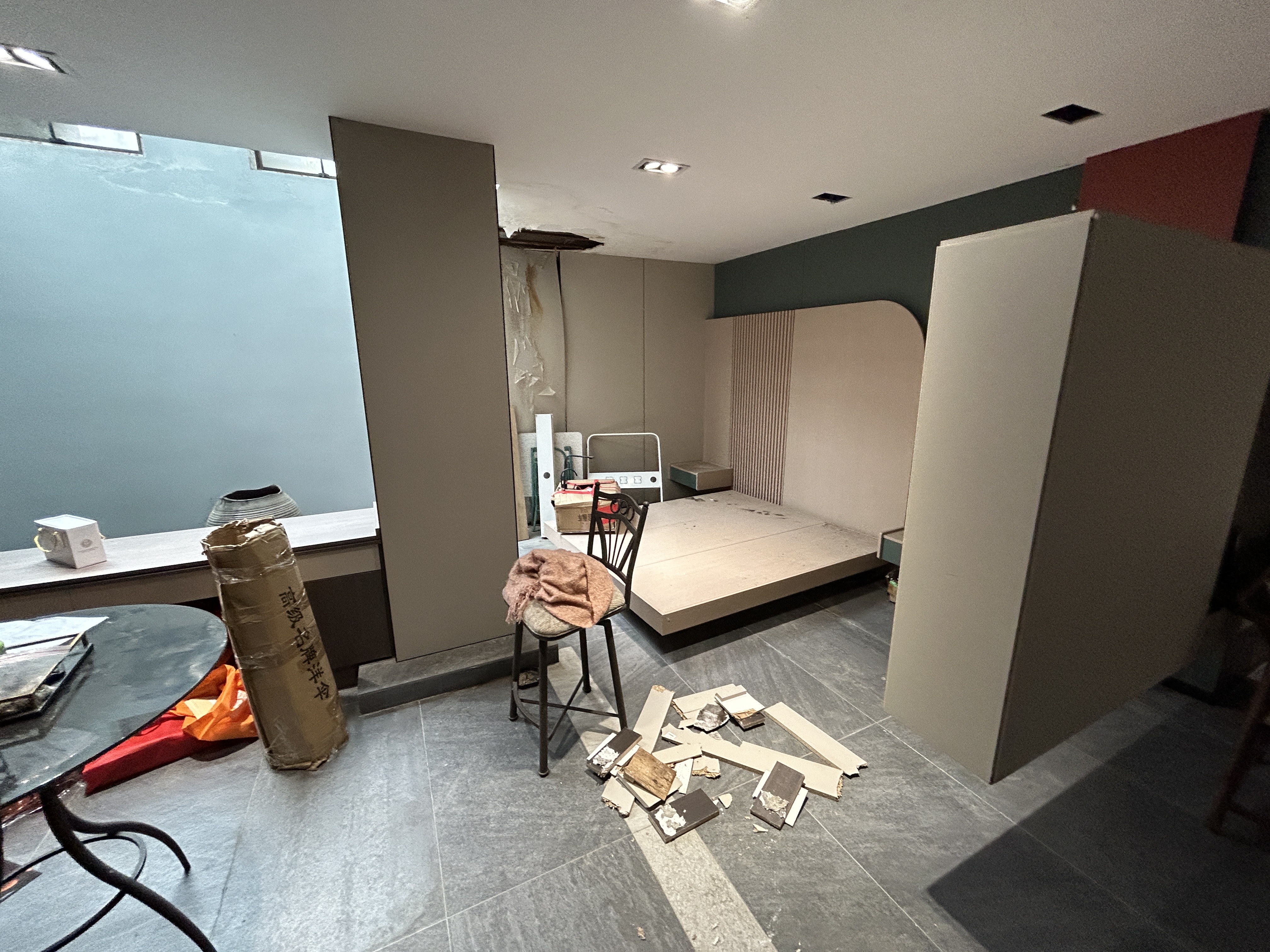 恒大海口文化旅游城 4室2厅2卫 11000.0元/月 恒大海口文化旅游城 4室2厅2卫 11000.0元/月室内图