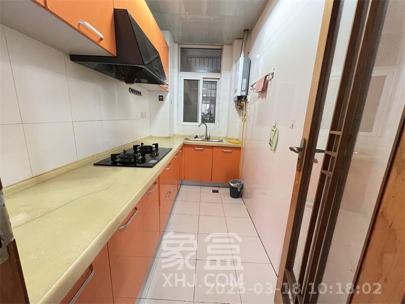 活力康城  2室1厅1卫   2600.00元/月室内图