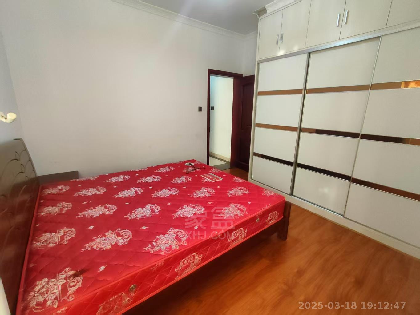 庐山春天二期曼城 2室2厅1卫 1600.0元/月 庐山春天二期曼城 2室2厅1卫 1600.0元/月室内图