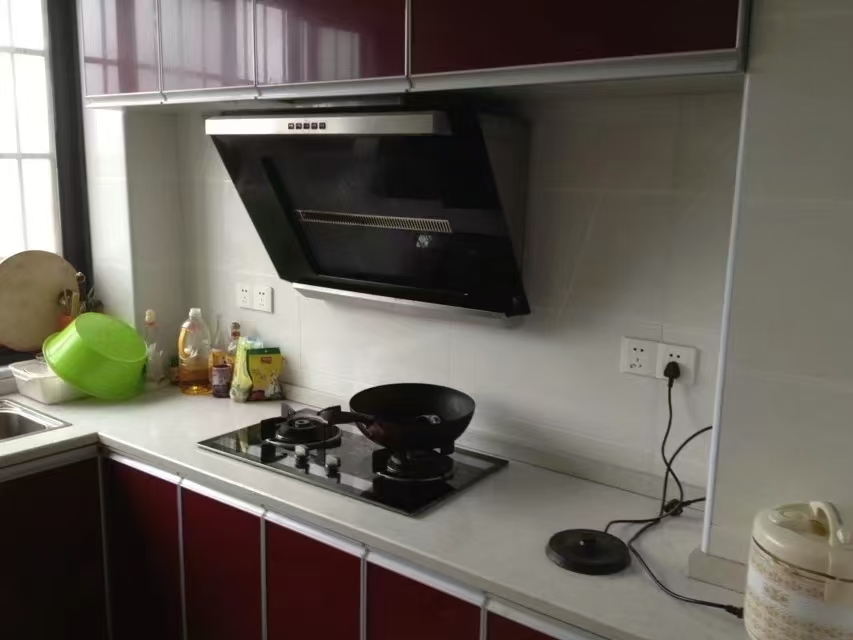 名仕华府 3室2厅2卫 2000.0元/月 名仕华府 3室2厅2卫 2000.0元/月室内图