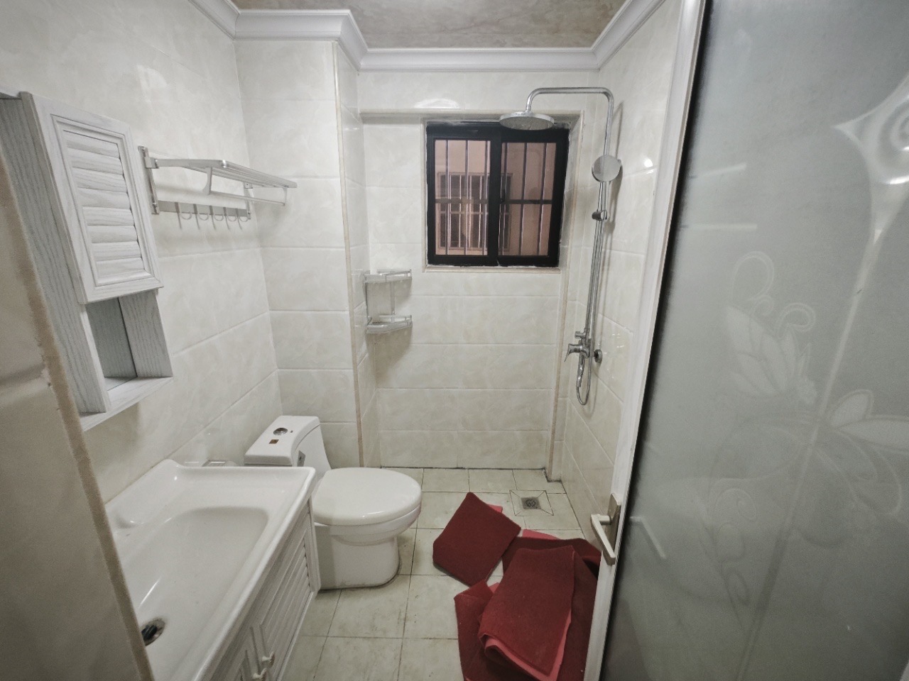 时代城(永秀花园二期) 3室2厅2卫 105.0万 时代城(永秀花园二期) 3室2厅2卫 105.0万客厅