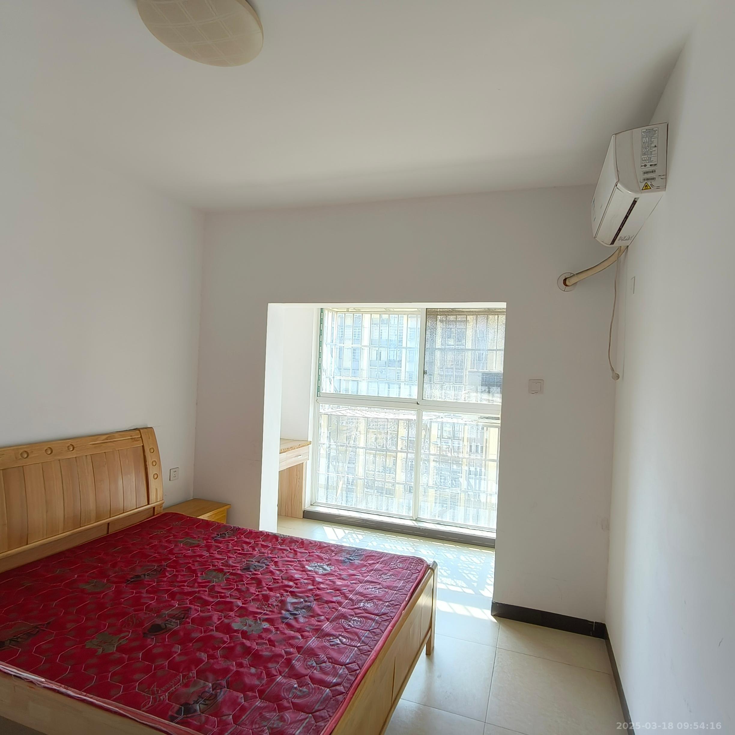 荷韵园 2室2厅1卫 1400.0元/月 荷韵园 2室2厅1卫 1400.0元/月室内图